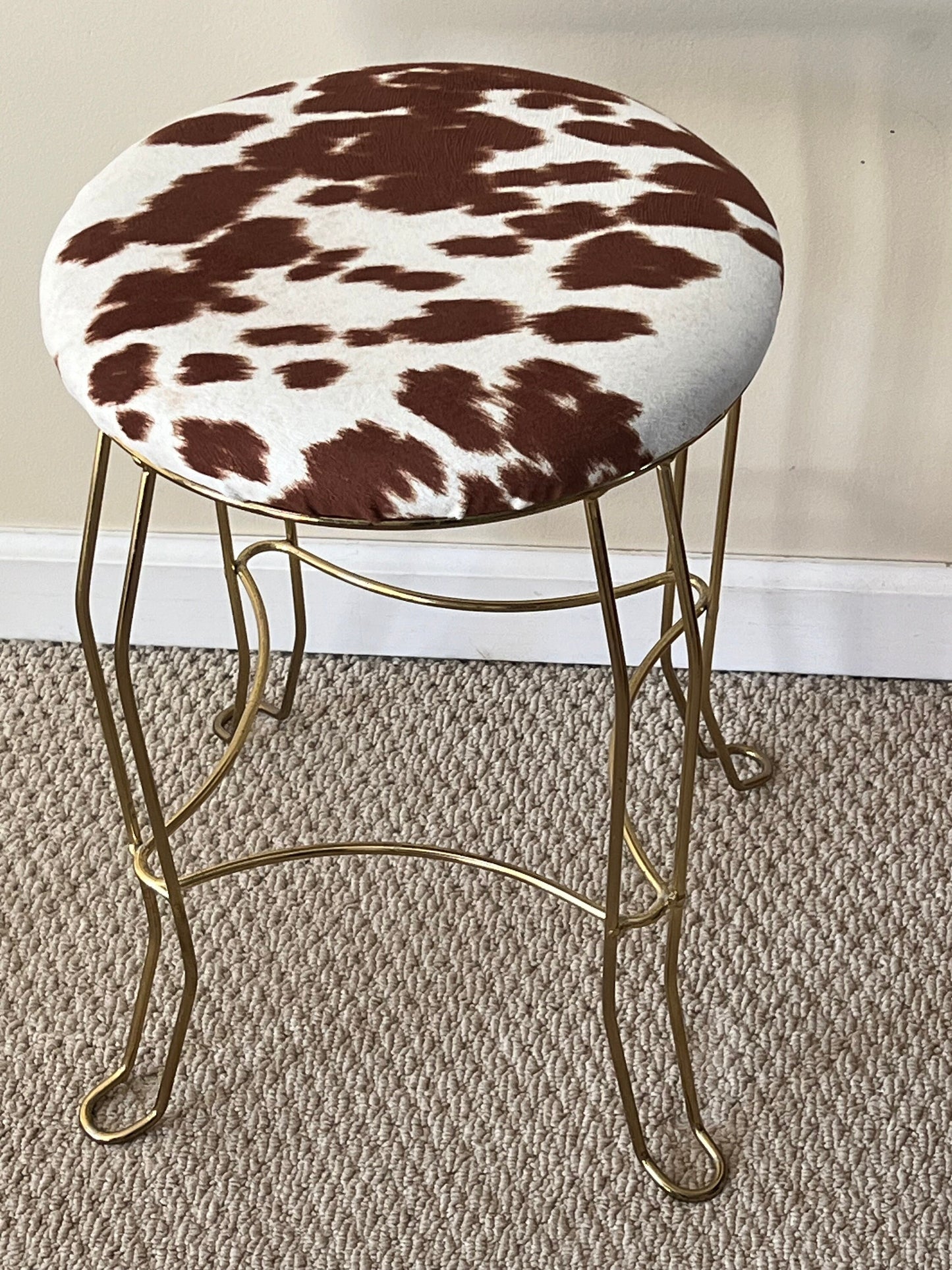 Mid Century Modern Cowhide and Brass Chair Stool Modern Ottoman with Cowhide Steerhorn Photographer’s Seat Lover Antiques and Vintage