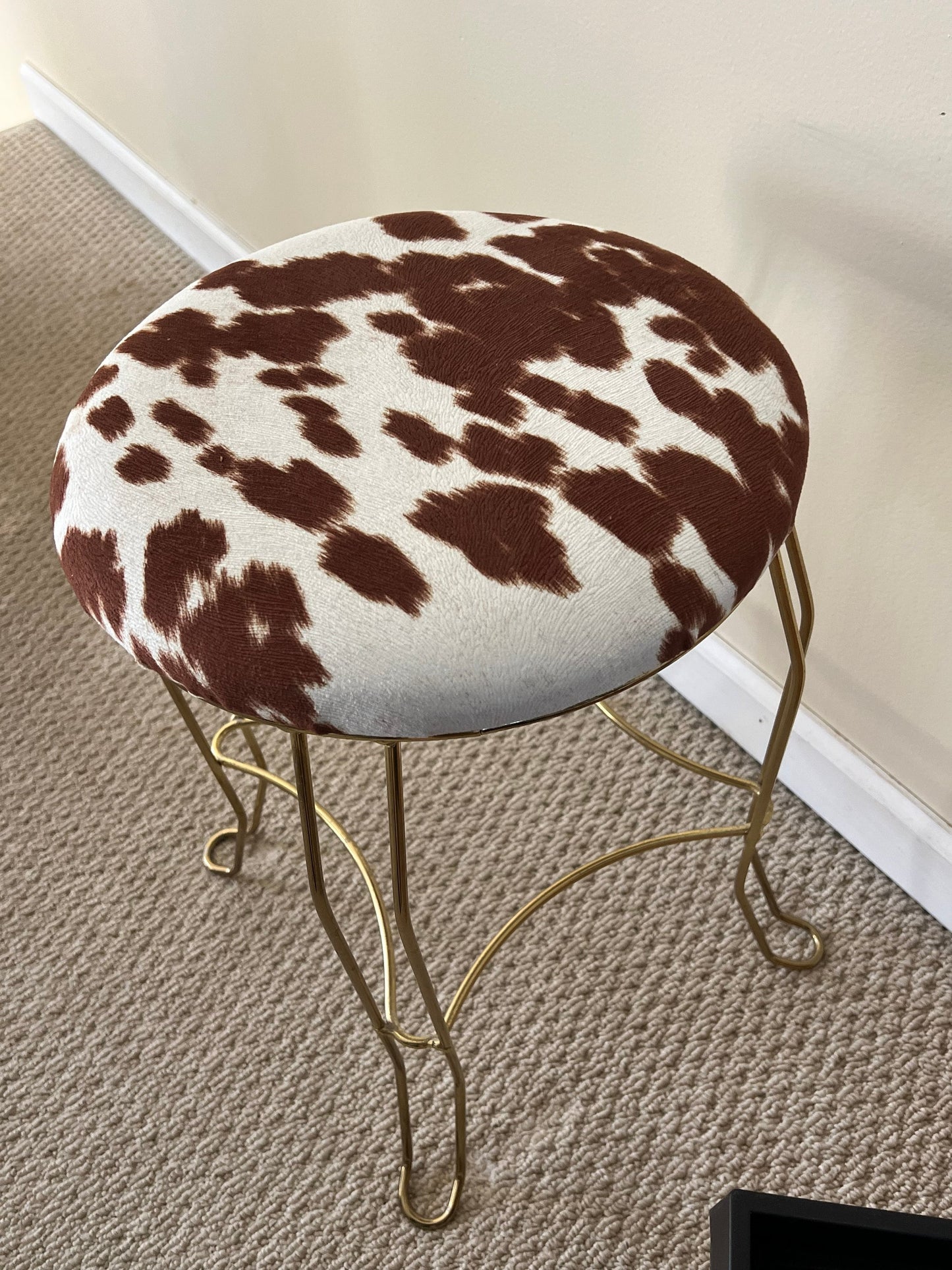 Mid Century Modern Cowhide and Brass Chair Stool Modern Ottoman with Cowhide Steerhorn Photographer’s Seat Lover Antiques and Vintage