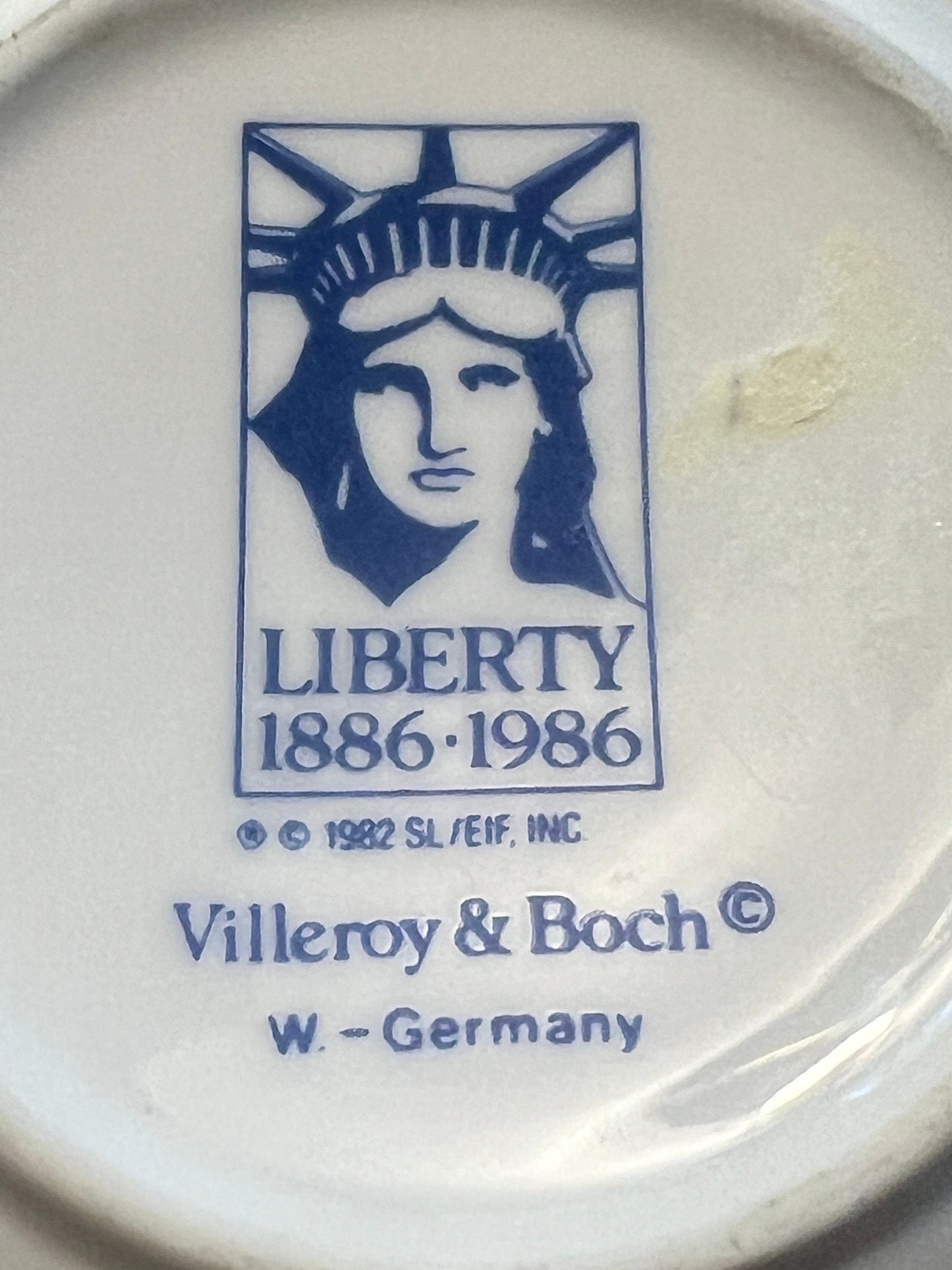 Vintage Liberty Trinket Box by Villeroy & Boch USA Lady Liberty Container with Lid Lover Antiques and Vintage