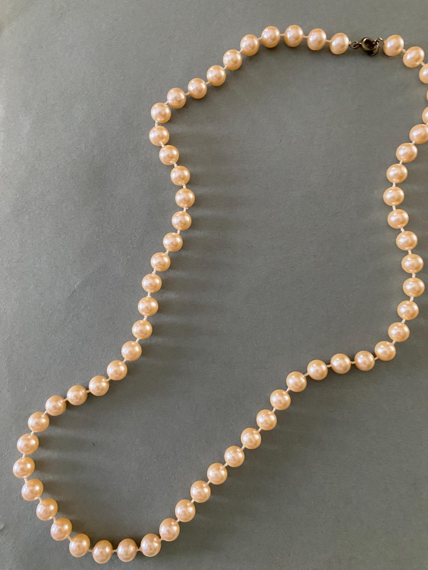Vintage Faux Pink Pearl Necklace Pretty Pearls Jewelry Lover Antiques and Vintage
