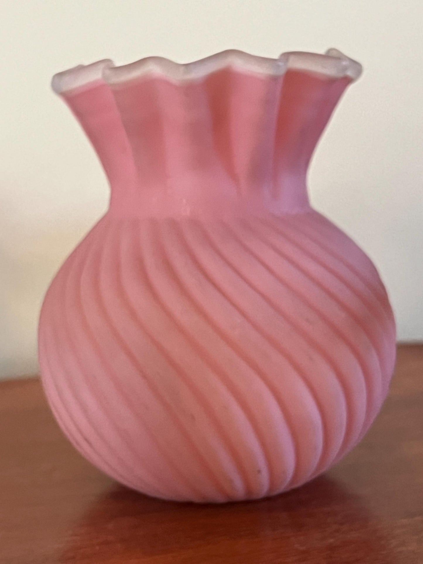 Vintage Sandwich Glass Peach Blow Glass Vase with Swirl Ruffled Top Optic Pink Glass Art Lover Antiques and Vintage