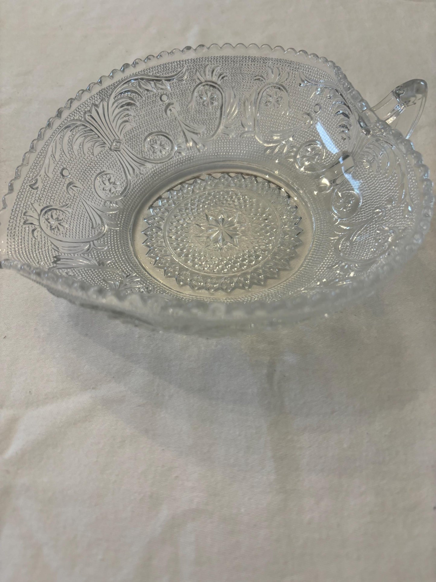 Vintage Anchor Hocking Sandwich Glass Heart Shaped Dish with Handle Clear Glass Serving Bowl Lover Antiques and Vintage