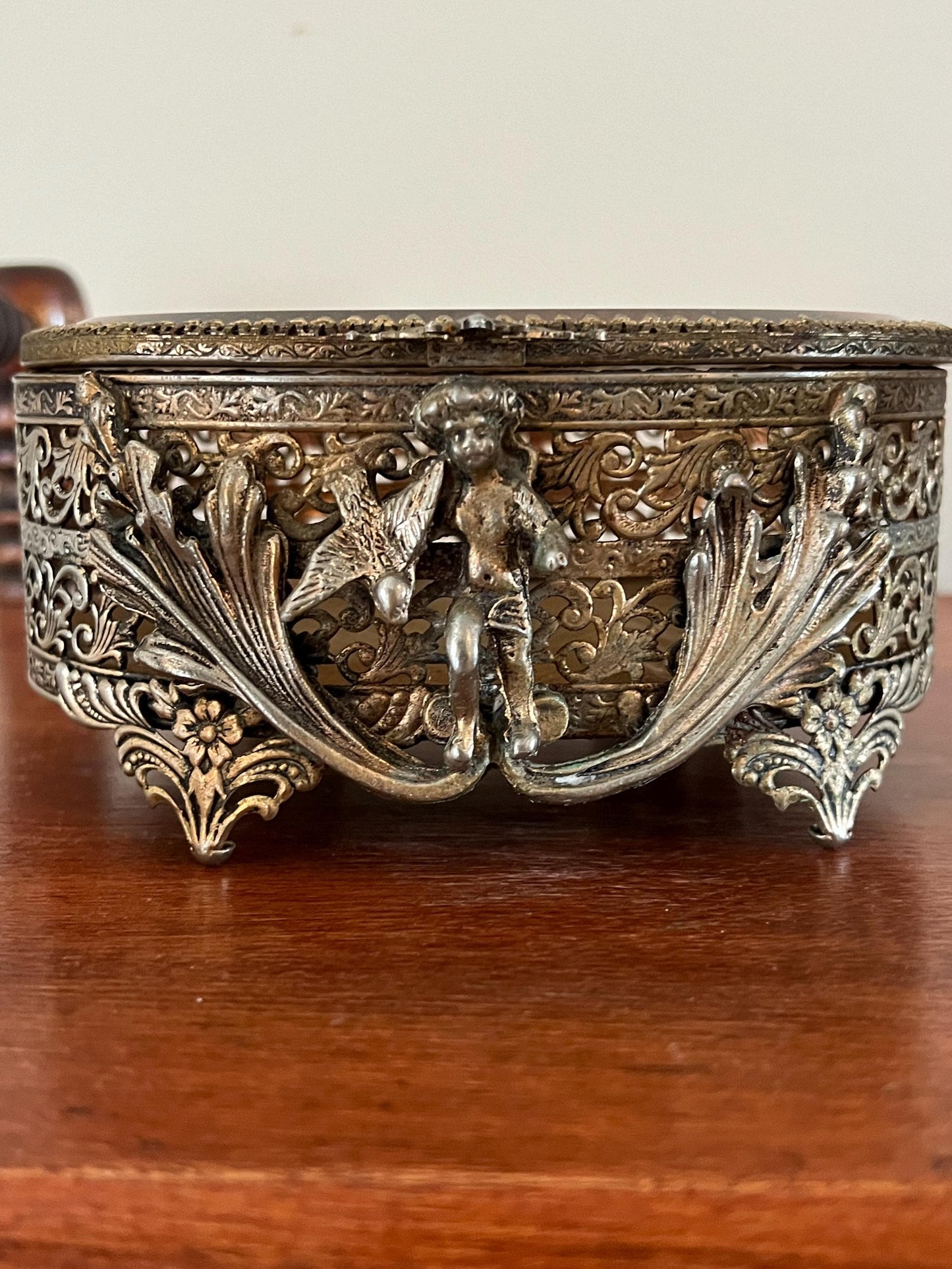 Stylebuilt Angel Trinket Box Gold Filigree Beveled Glass Hollywood Regency Ormolu Casket Footed Jewelry Box Lover Antiques and Vintage