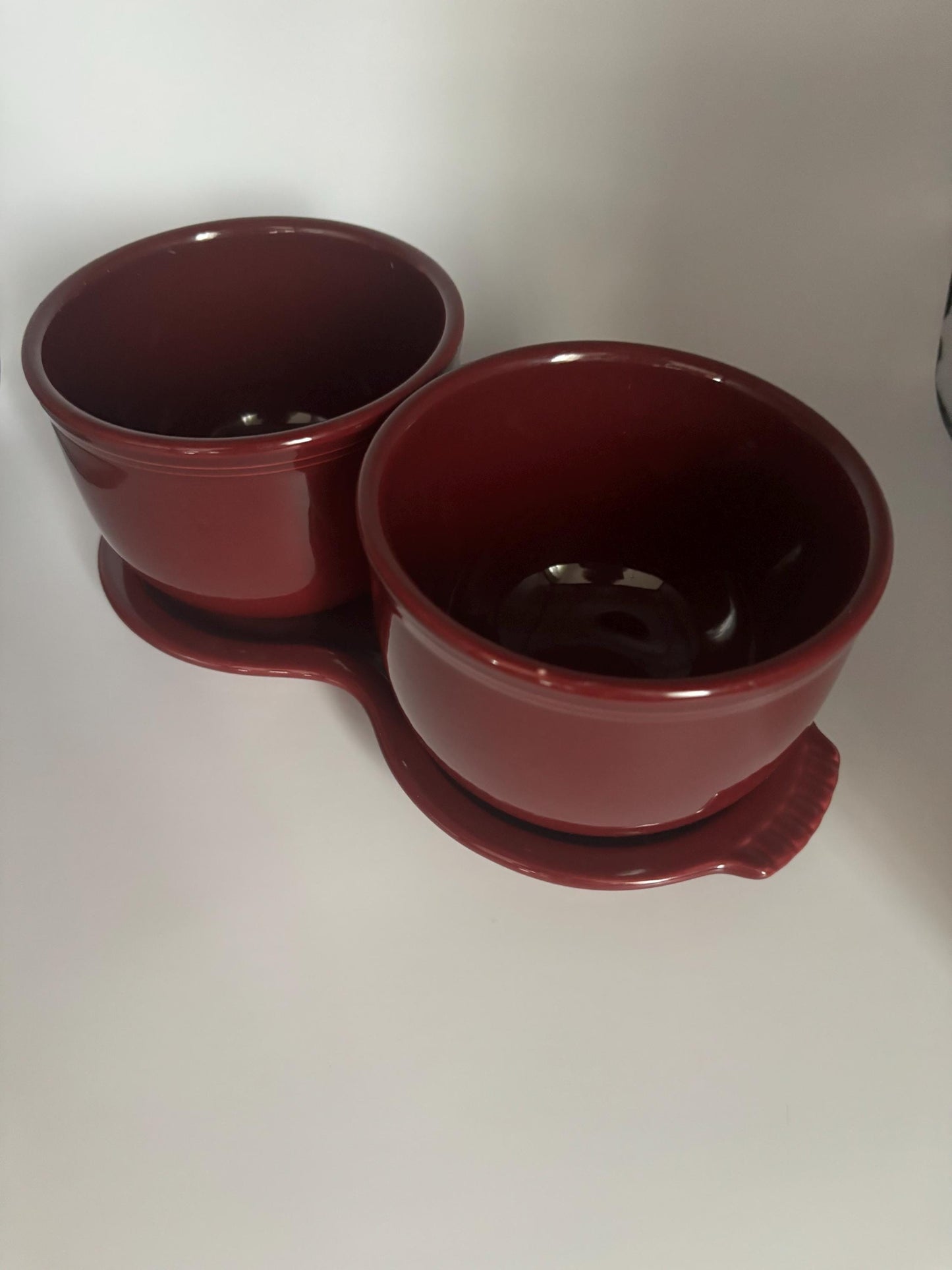 Vintage Homer Laughlin Set of 4 Bowls and 1 Ceramic Two Bowl Tray Holder Lover Antiques and Vintage