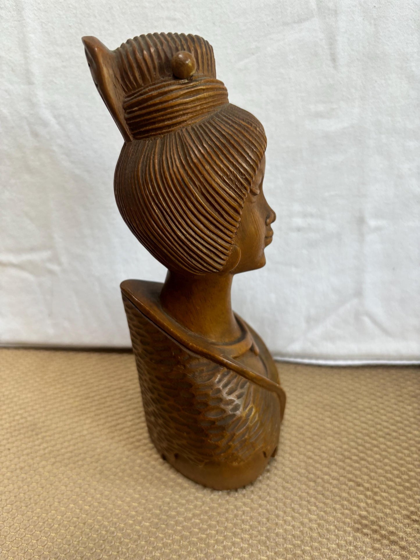 Vintage Carved Lady Statue Woman Figurine Lover Antiques and Vintage