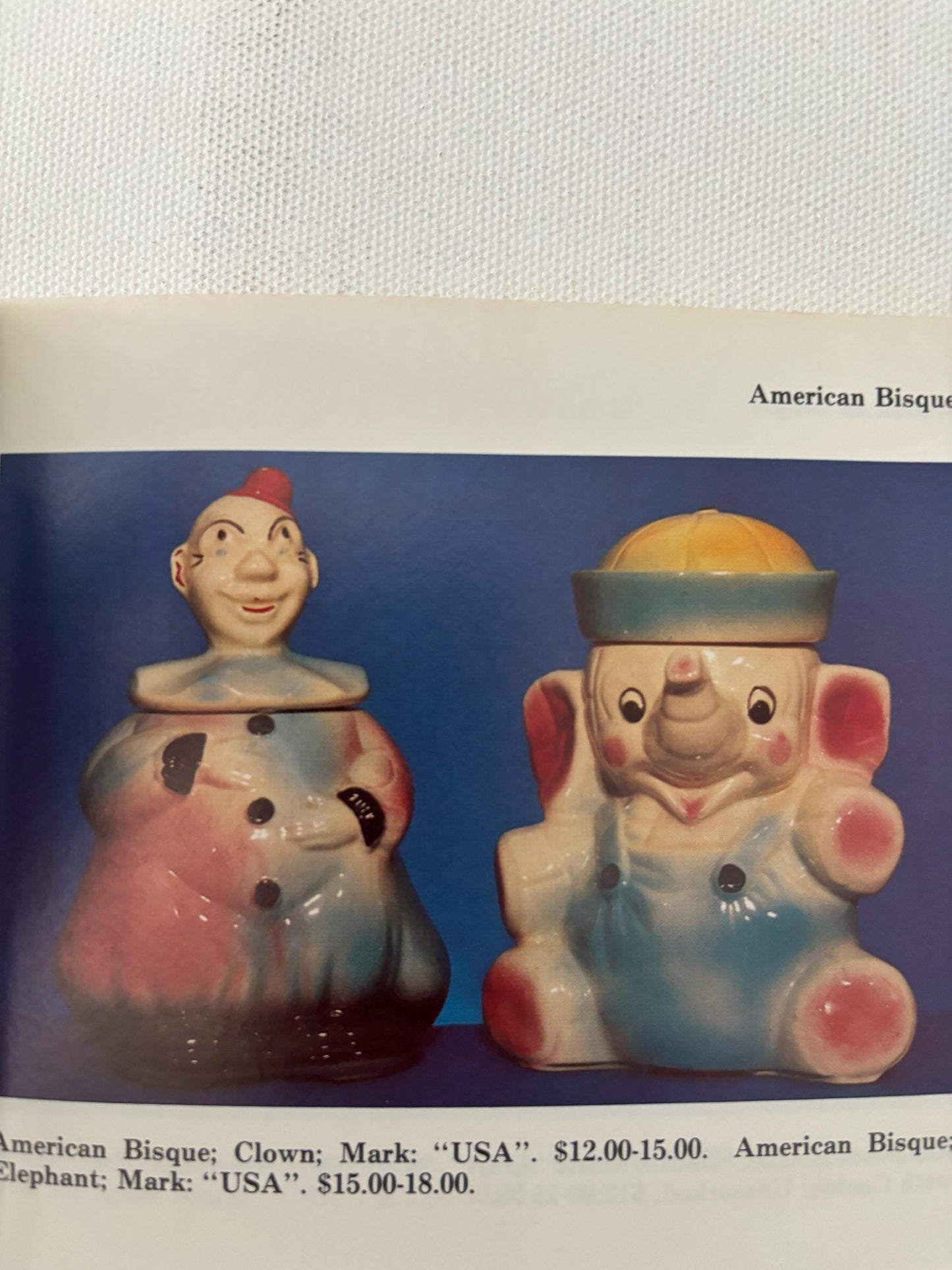 An Illustrated Value Guide to Cookie Jars by Ermagene Westfall Lover Antiques and Vintage