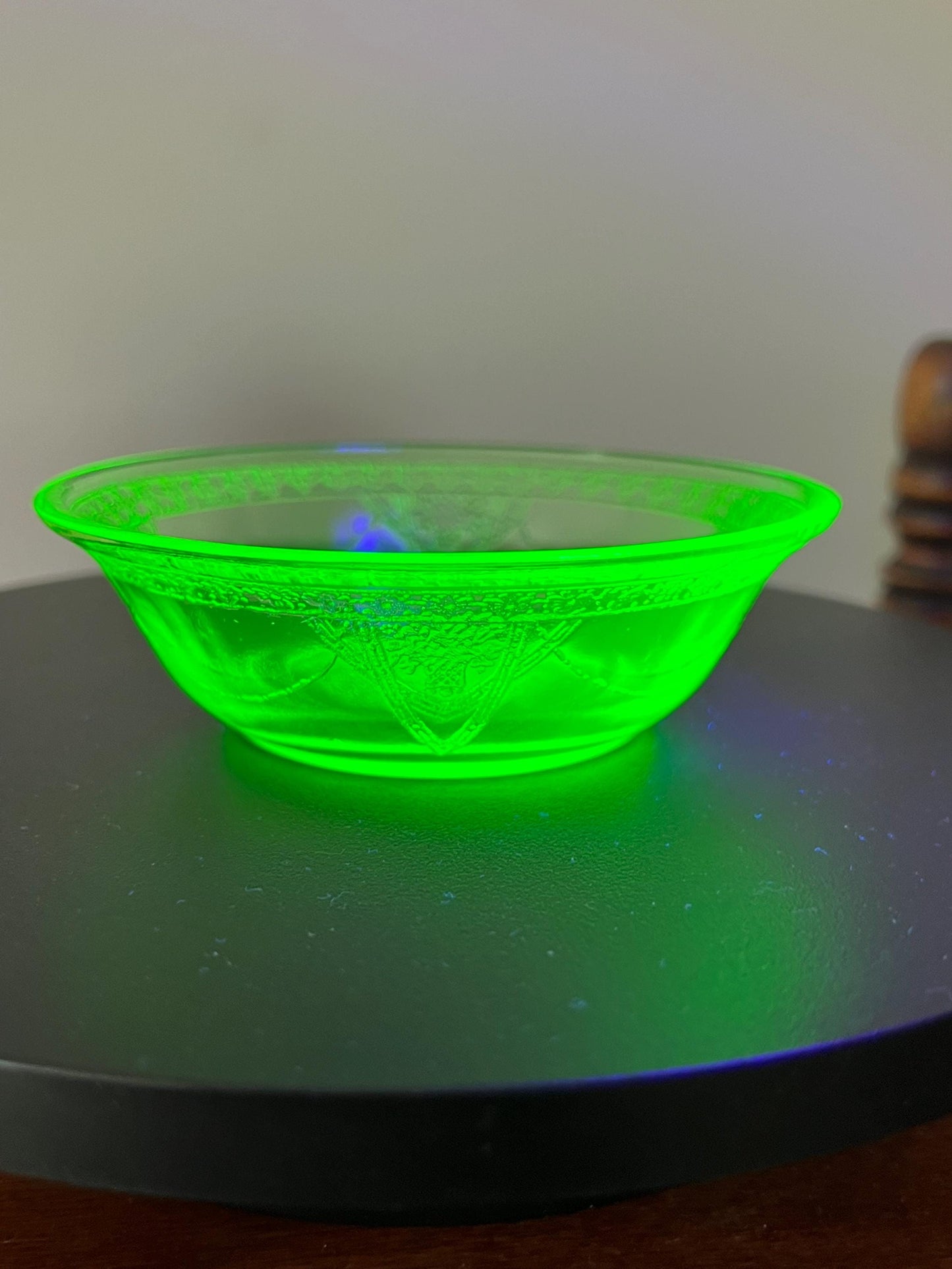 Vintage Uranium Glass Bowl Georgian Lovebirds Design Federal Glass Cereal Bowl Lover Antiques and Vintage