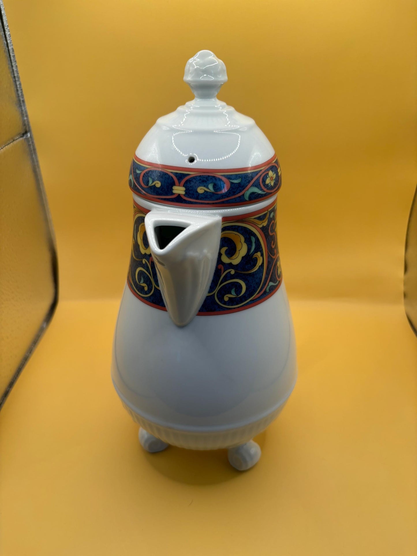 Vintage Pfaltzgraff Mazarine Coffee Pot & Lid Footed Tea Pot Lover Antiques and Vintage
