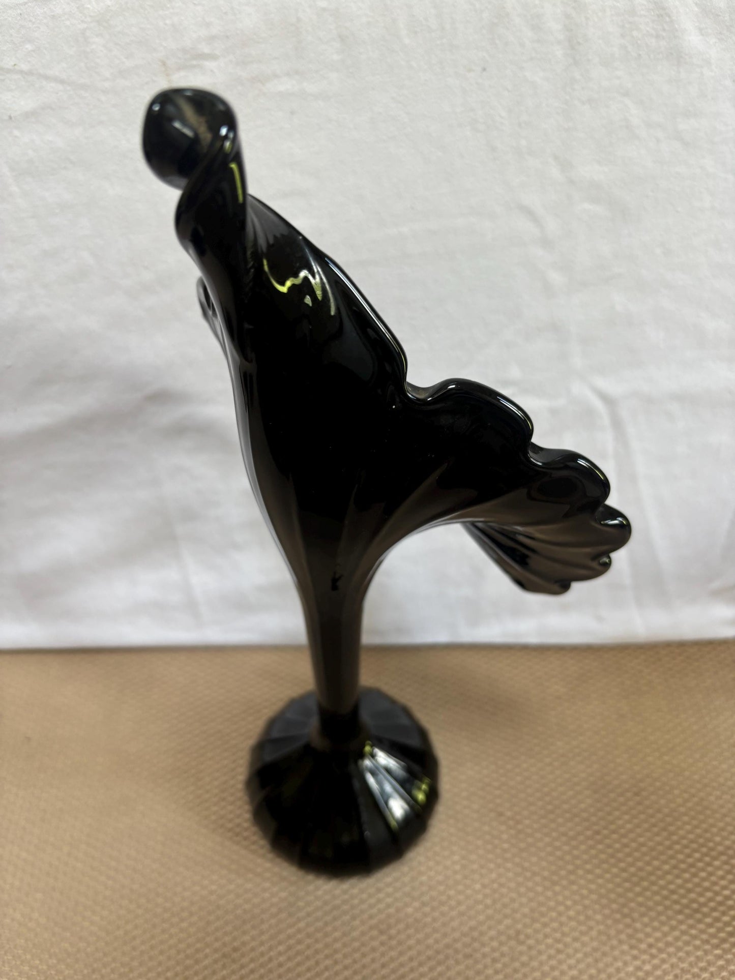 Vintage Empoli S.T.E.L.V.I.A. Fatto A Mano Black Amethyst Ruffled Jack-In-The-Pulpit Vase Twist Swung Lover Antiques and Vintage