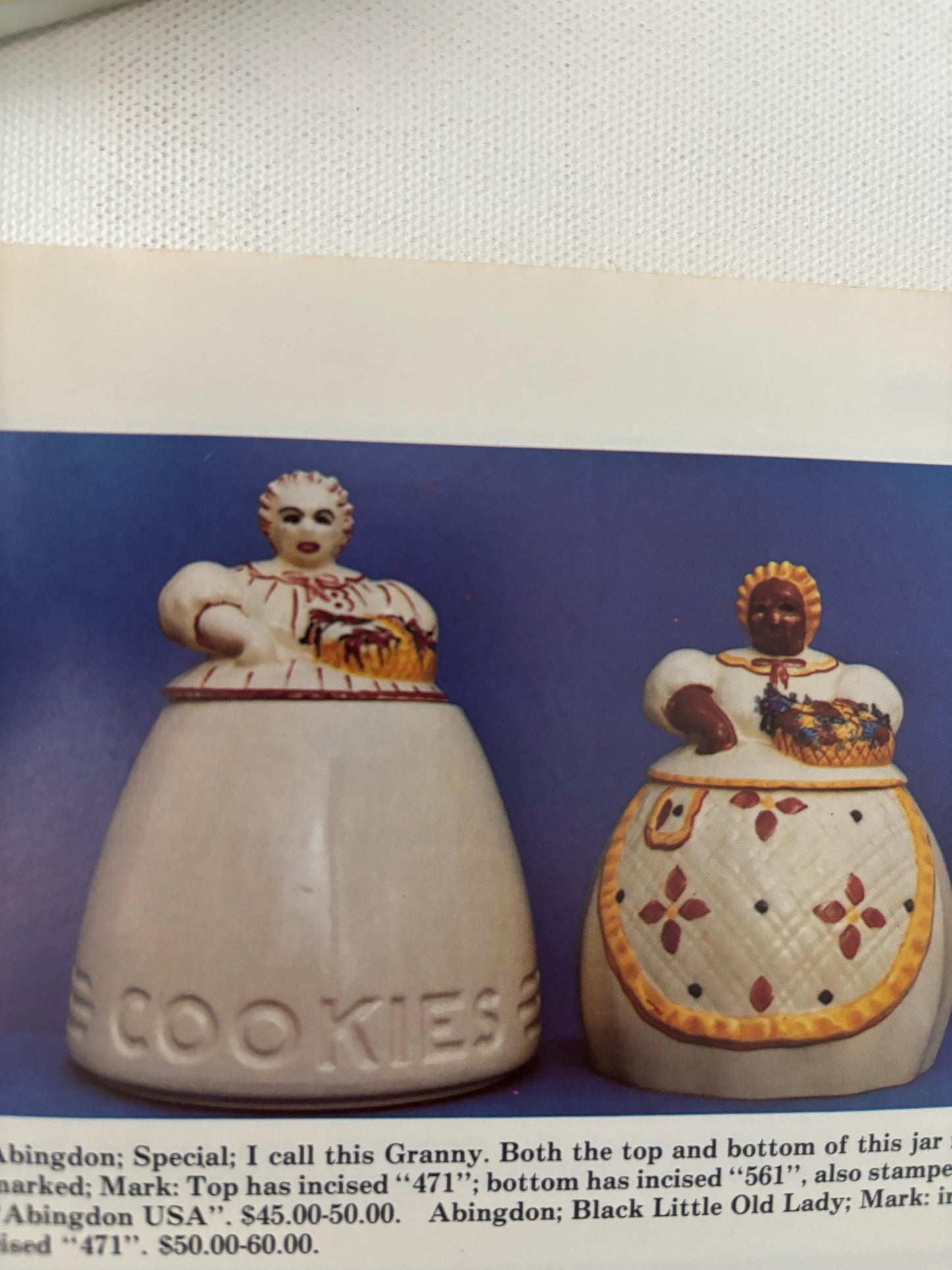 An Illustrated Value Guide to Cookie Jars by Ermagene Westfall Lover Antiques and Vintage