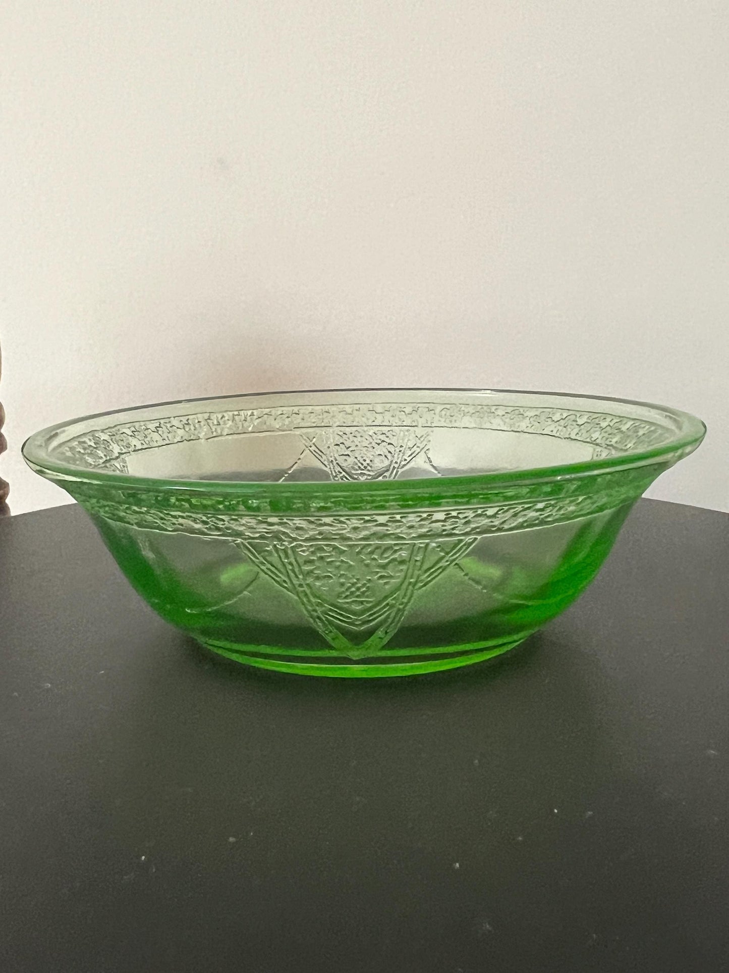 Vintage Uranium Glass Bowl Georgian Lovebirds Design Federal Glass Cereal Bowl Lover Antiques and Vintage