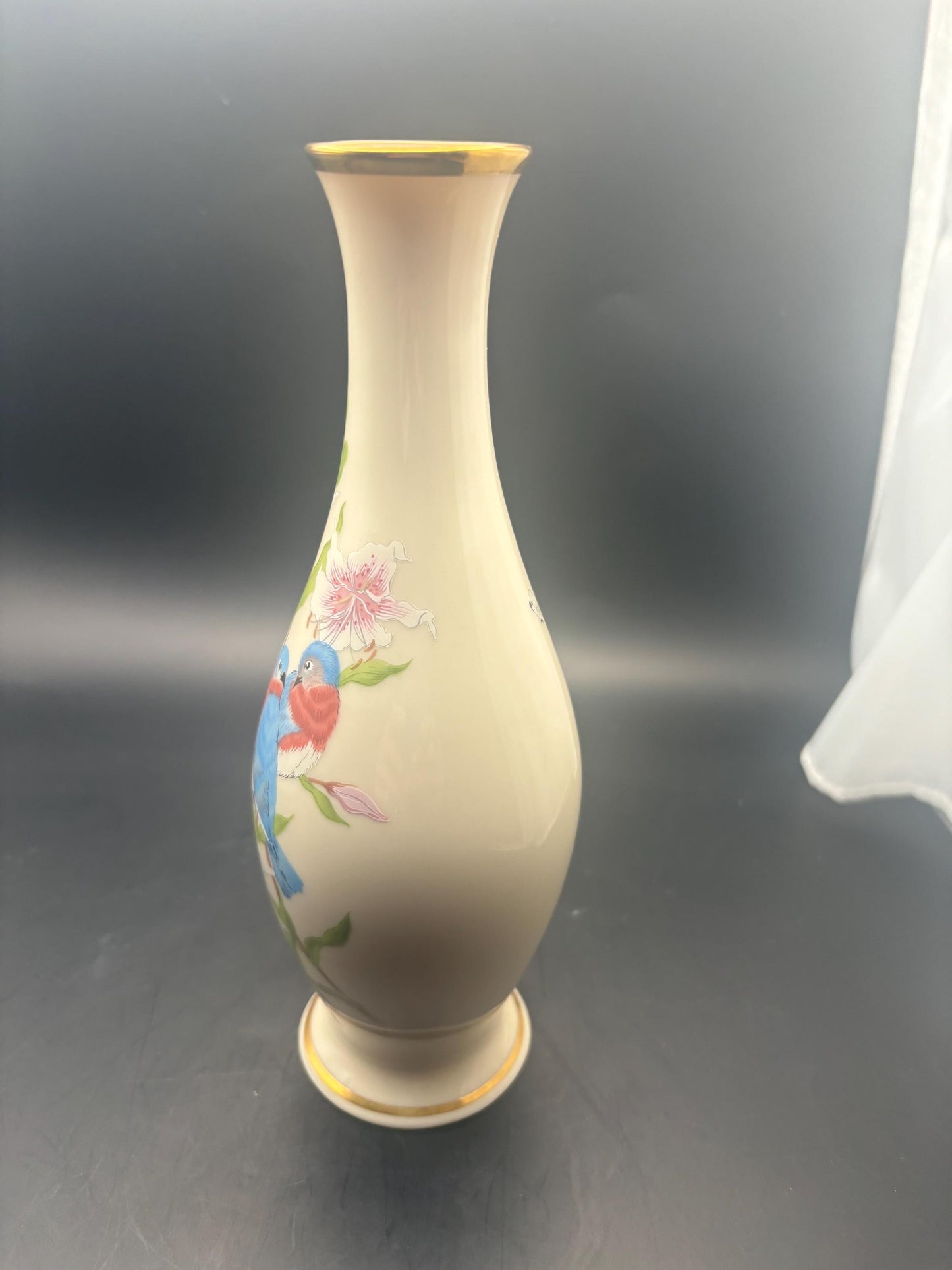 Vintage Lenox Eternal Love Collection Bird Porcelain Bud Base Flower Footed Vase with 24K Gold on Top Rim Lover Antiques and Vintage