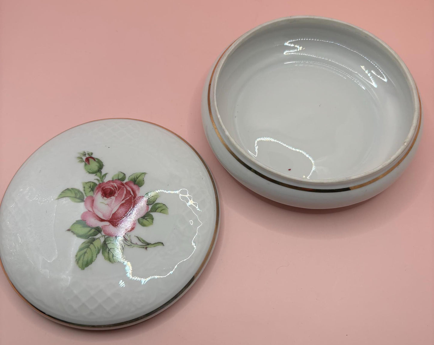 Vintage Schumann Germany Rose Trinket Box Stamped Number 92 Hand Painted Powder Box Lover Antiques and Vintage