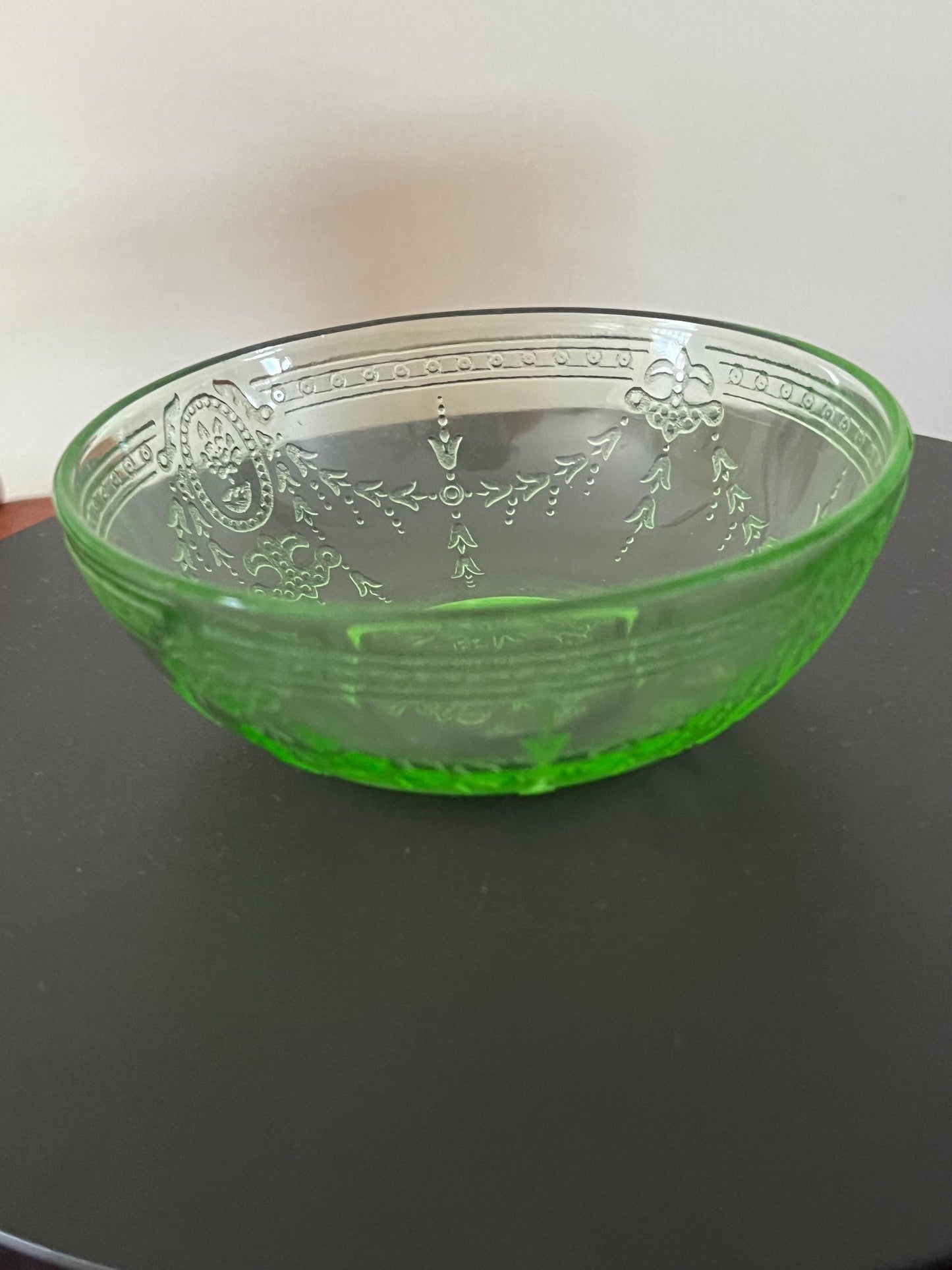 Vintage Uranium Glass Bowl Georgian Lovebirds Design Federal Glass Cereal Bowl Lover Antiques and Vintage