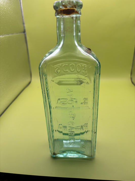 Antique Bottle Hood’s Sarsa Parilla Apothecaries Lover Antiques and Vintage