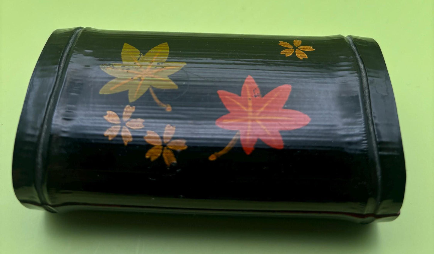 Vintage Hand Painted Flower Lacquer Trinket Box Has Purple Interior Small Container Box with Lid Lover Antiques and Vintage