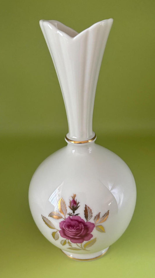 Vintage Lenox Rose Bud Base Flower Vase with 24K Gold Gilding Lover Antiques and Vintage