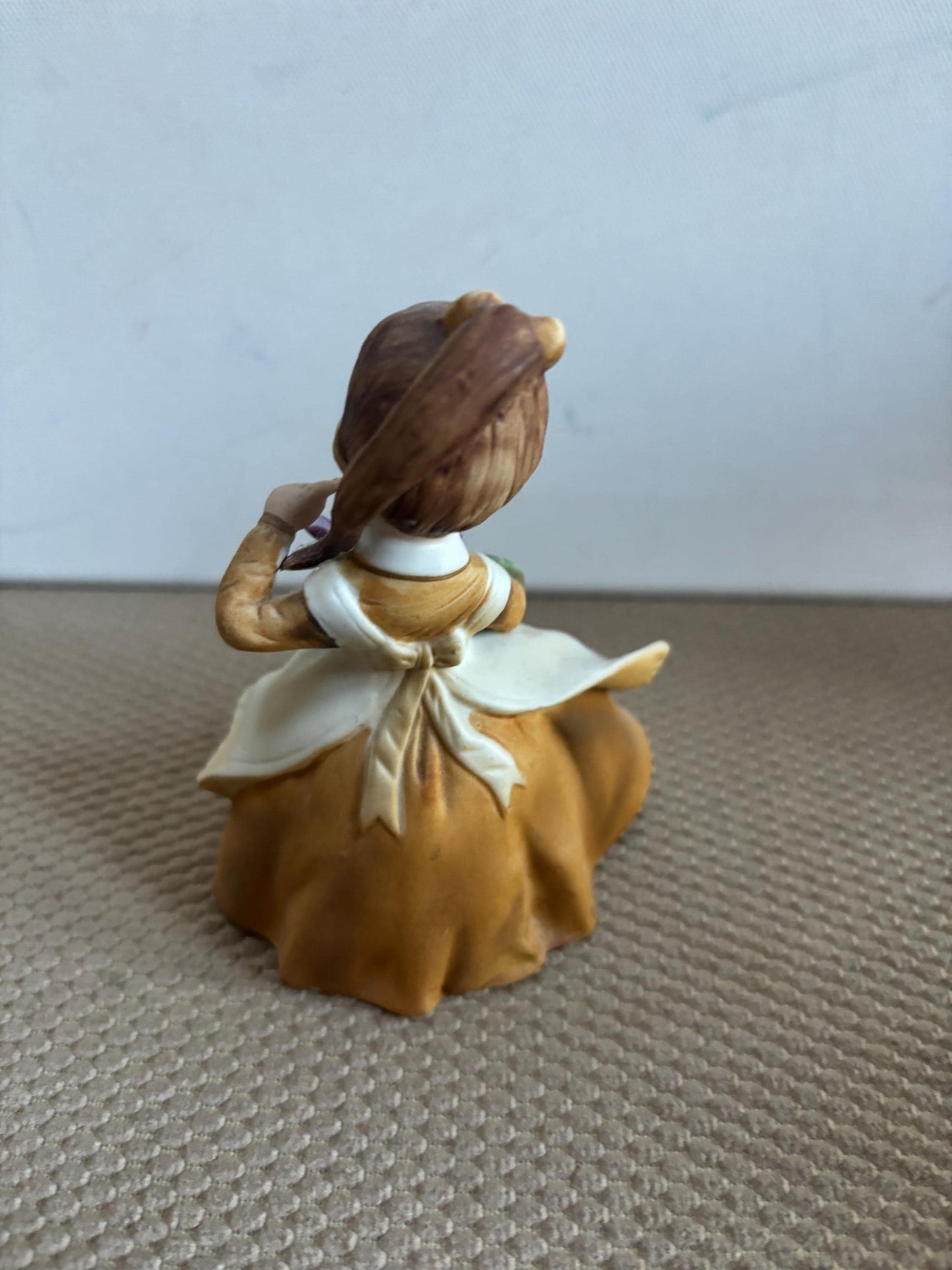 Vintage Lefton Compote Hand Painted Porcelain Capodimonte Style Roses Figurines Japanese Lover Antiques and Vintage