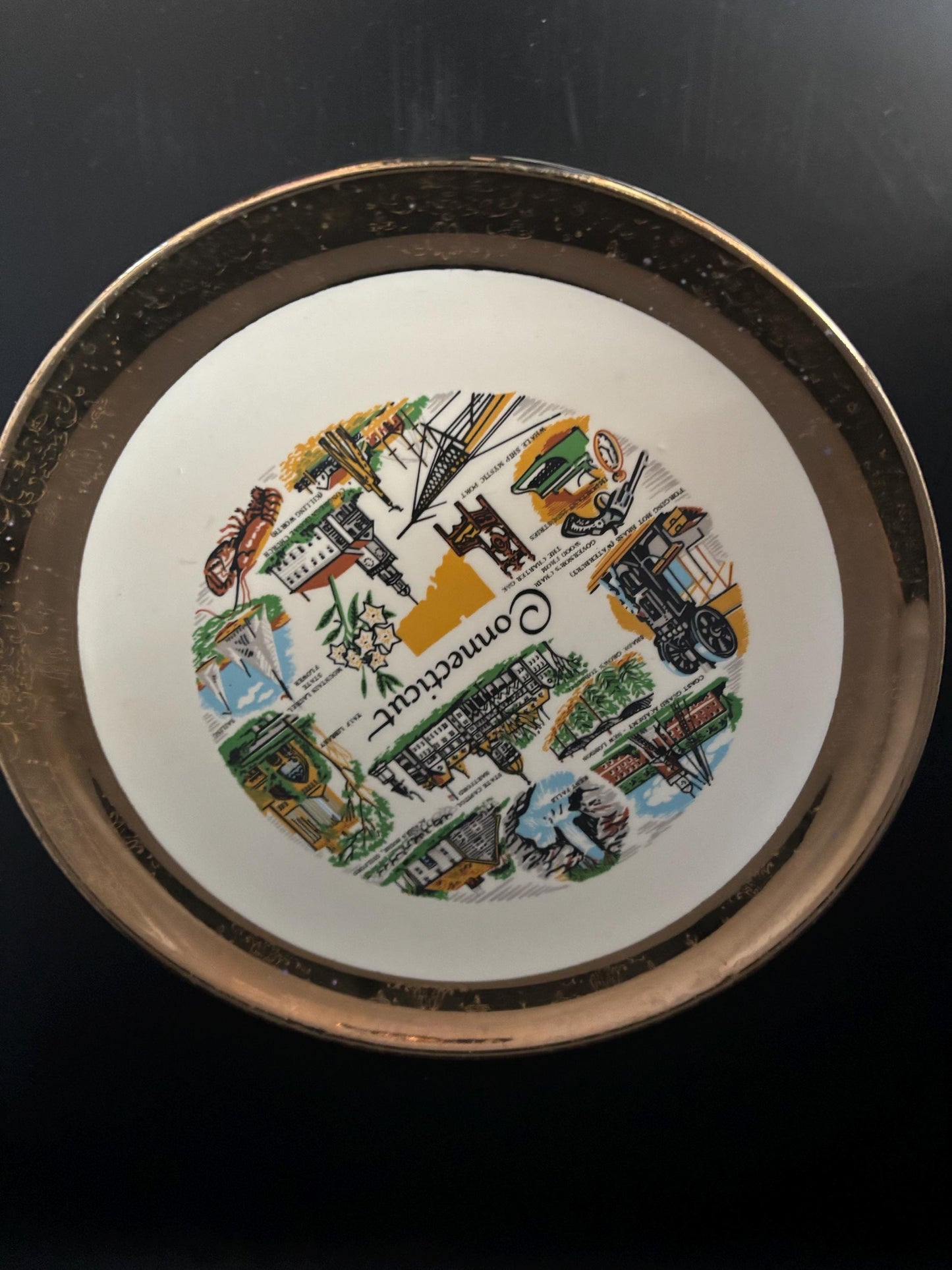 Vintage Connecticut Commemorative Plate with Gold Edge Etching Souvenir Collectors Plate Lover Antiques and Vintage