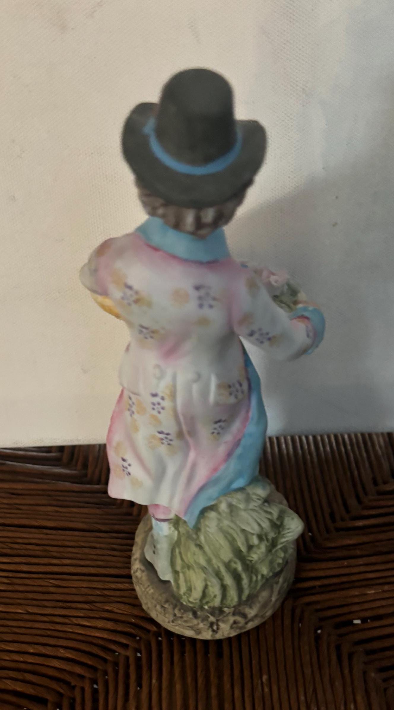 Vintage Lefton Angels Playing Guitar Set of 2 Hand Painted Porcelain Figurines Japanese Lover Antiques and Vintage
