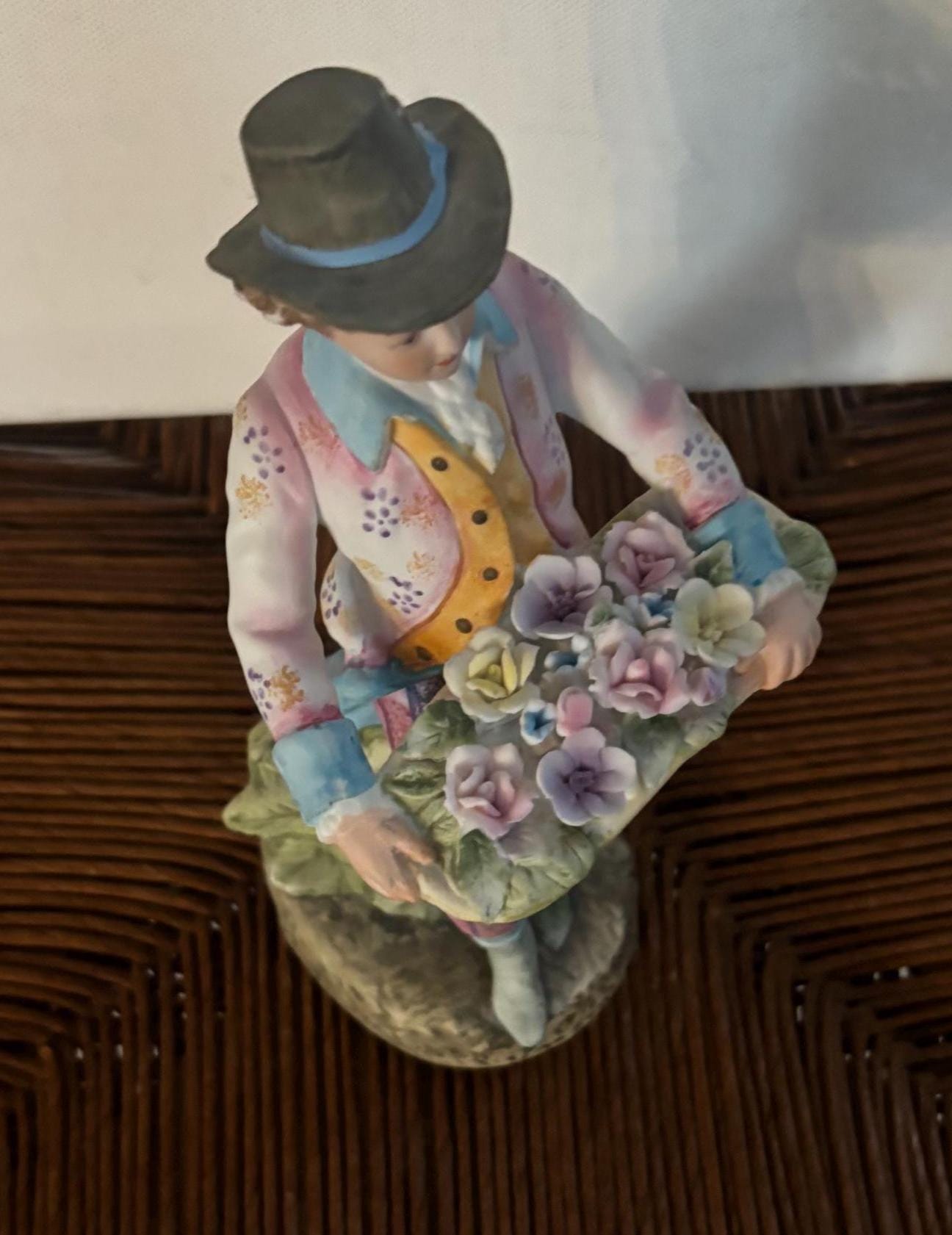 Vintage Lefton Boy Selling Flowers Hand Painted Porcelain Figurines Japanese KW7223 Lover Antiques and Vintage