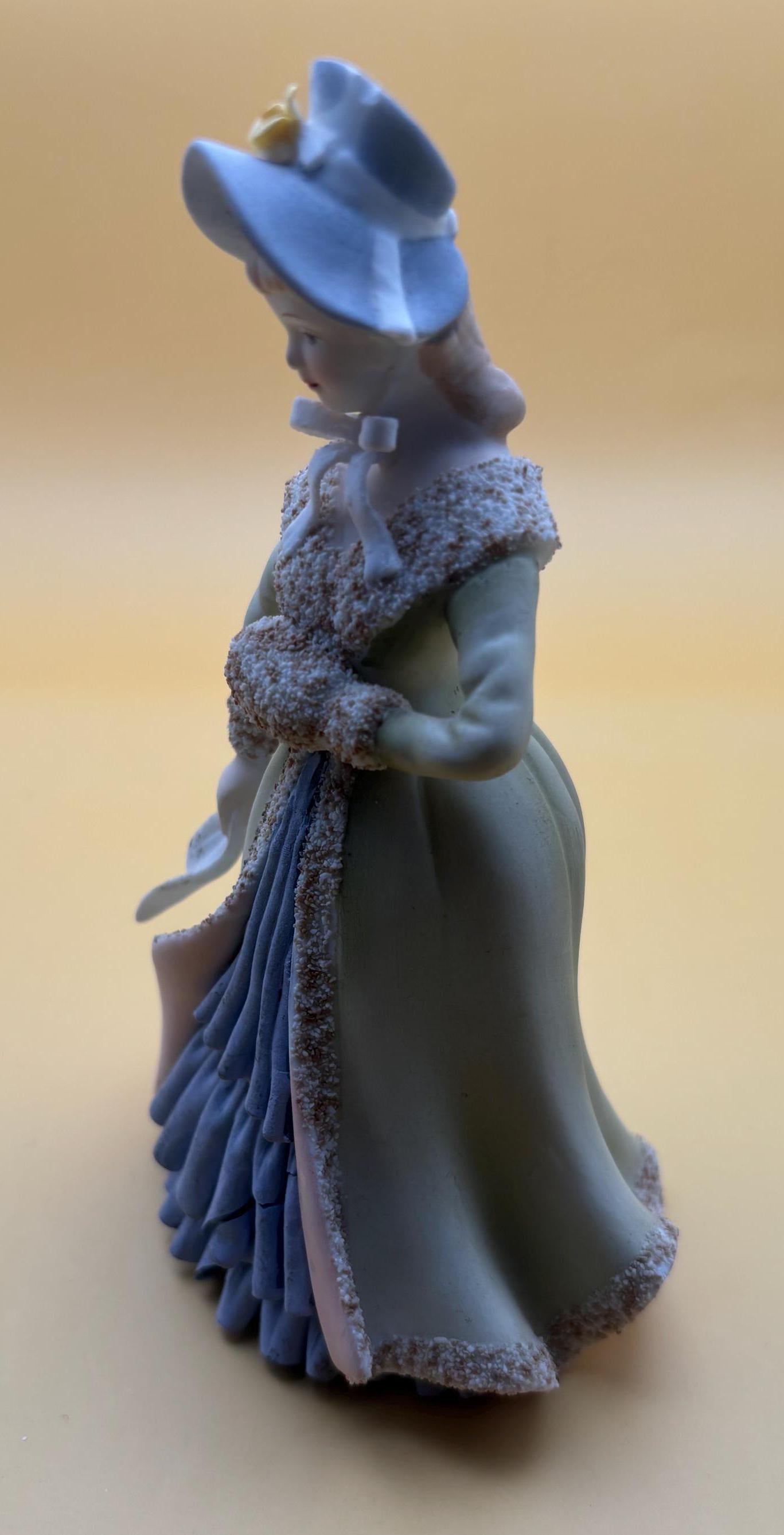 Vintage Lefton Capodimonte Roses Vase Hand Painted Porcelain Figurines Japanese Lover Antiques and Vintage