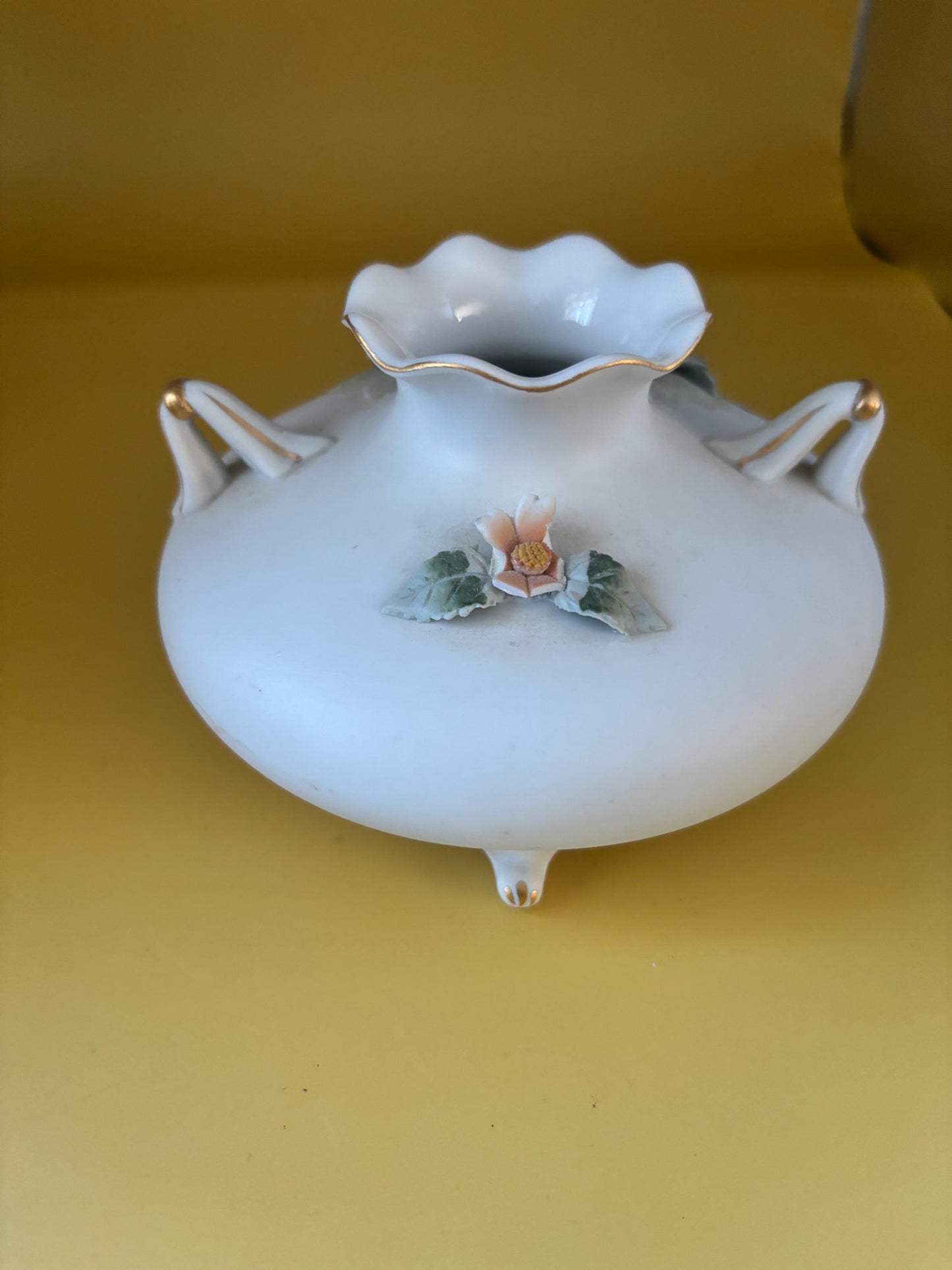 Vintage Lefton Hand Painted Porcelain Vase Capodimonte Style Figurines Japanese Lover Antiques and Vintage