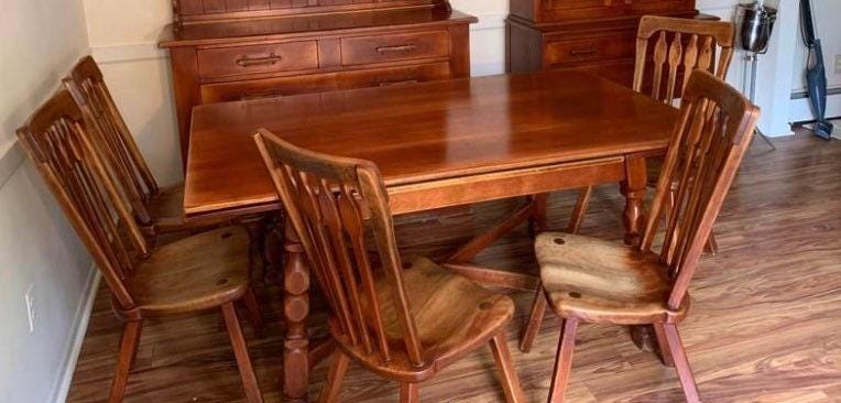 Cushman Colonial Creations Manchester Cross Stretcher Table No. 5–47 Rustic Home Decor Lover Antiques and Vintage
