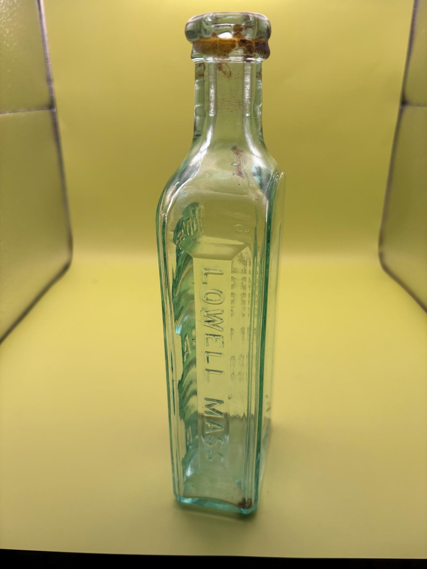 Antique Bottle Hood’s Sarsa Parilla Apothecaries Lover Antiques and Vintage