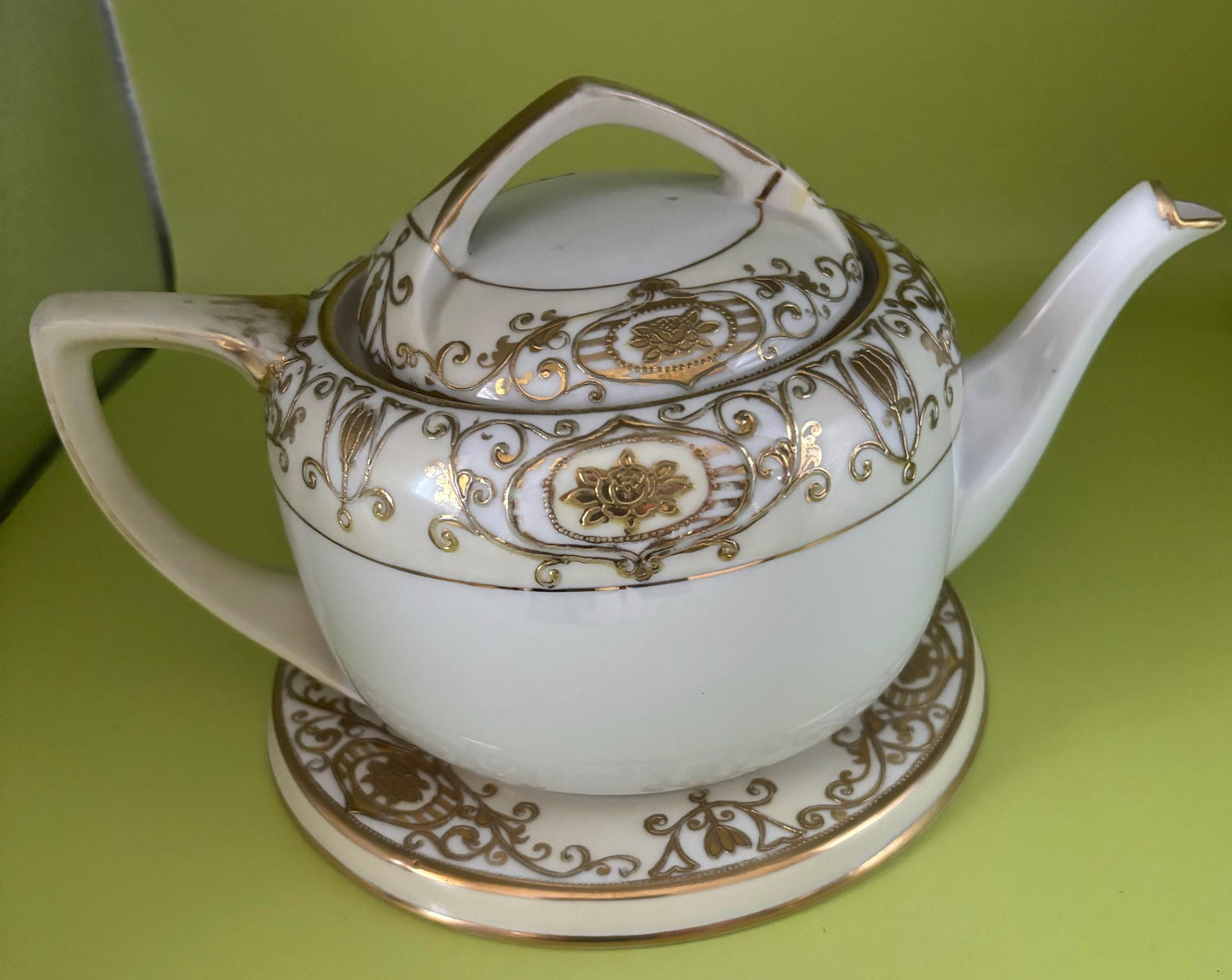 Vintage Noritake Porcelain Tea Pot with Lid and Matching Trivet Made in Japan Lover Antiques and Vintage