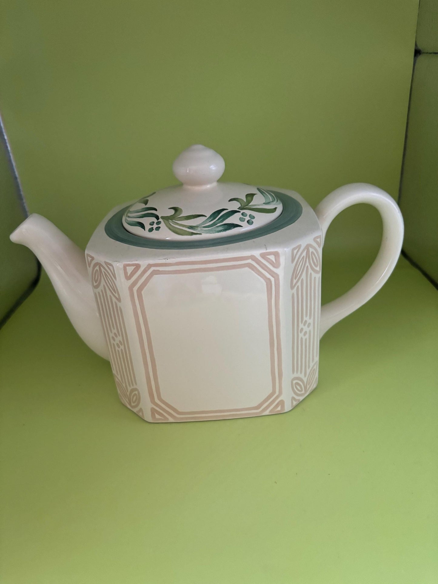 Vintage Villeroy & Boch Fine China Tea Pot with Lid Lover Antiques and Vintage