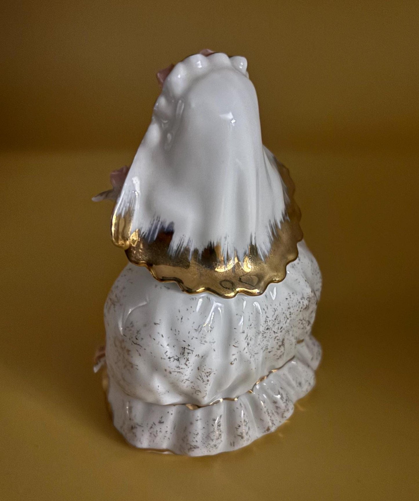 Vintage Lefton Cinderella Hand Painted Porcelain Figurine K 1052 Bride Figure Lover Antiques and Vintage