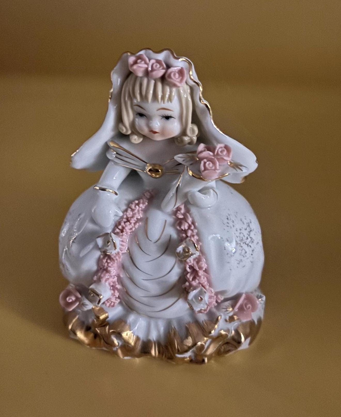 Vintage Lefton Cinderella Hand Painted Porcelain Figurine K 1052 Bride Figure Lover Antiques and Vintage