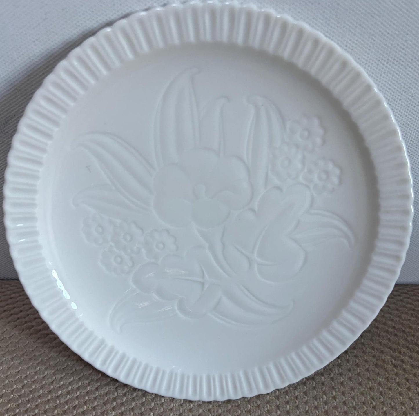 Vintage Shelledge White Dessert Plate with Narrow Flutes Edging Syracuse China Lover Antiques and Vintage