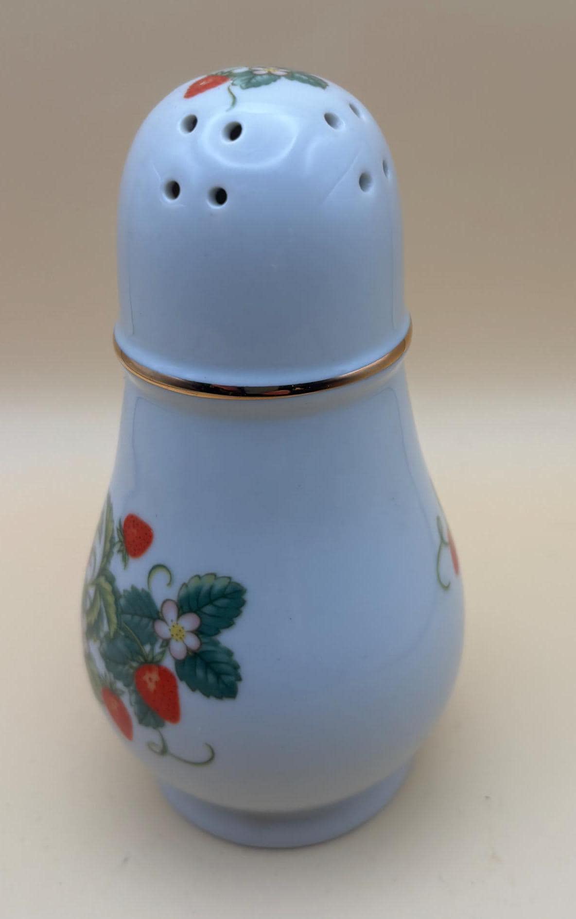 Vintage Porcelain Salt Shaker Avon Gold Gilded Lover Antiques and Vintage