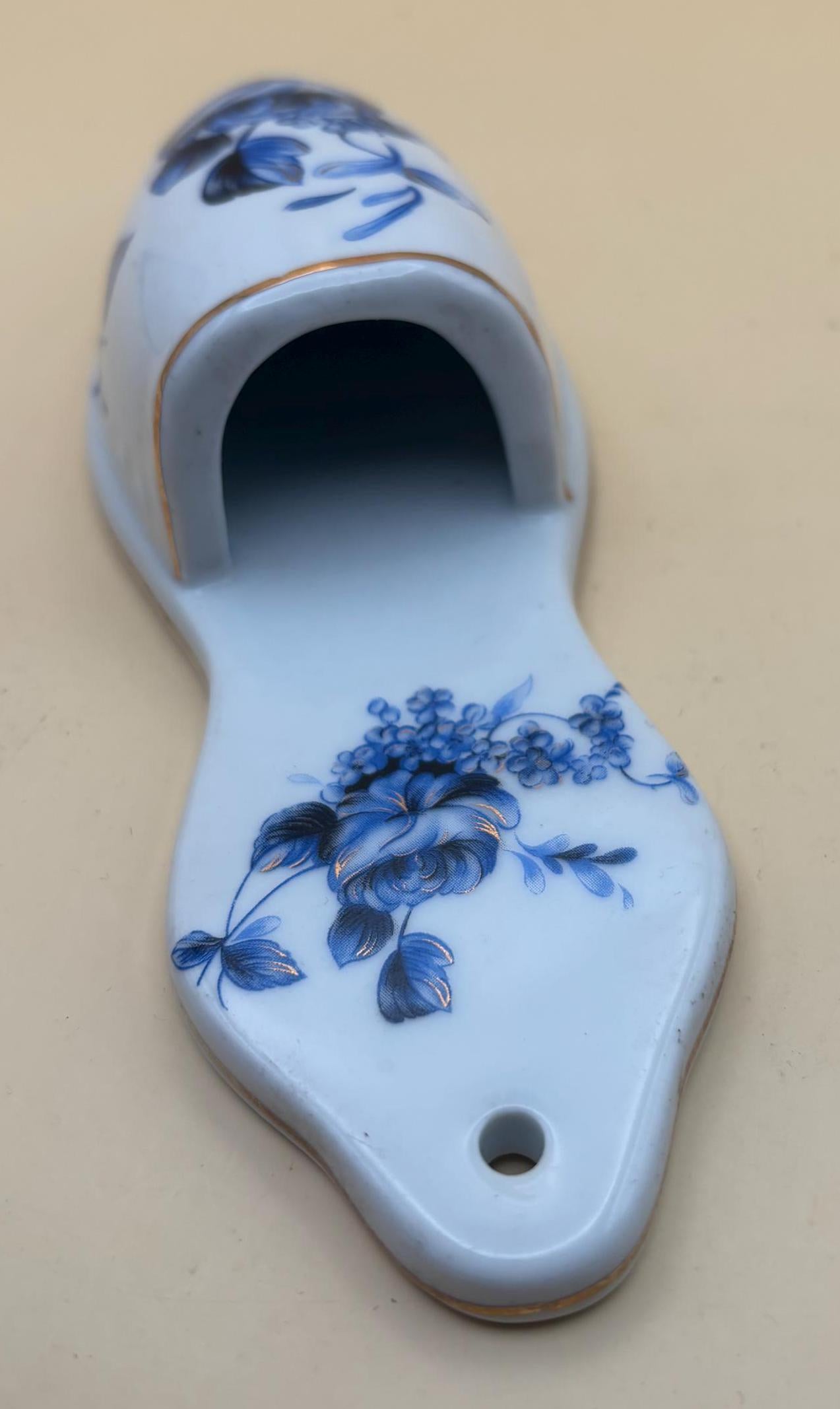 Vintage White & Blue Porcelain Small Wall Pocket Holder For Wall Lover Antiques and Vintage