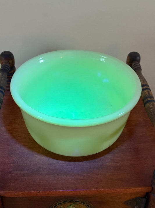 Vintage Uranium Glass Bowl Made by Hamilton Beach Large Glass Bowl That Glows! Lover Antiques and Vintage