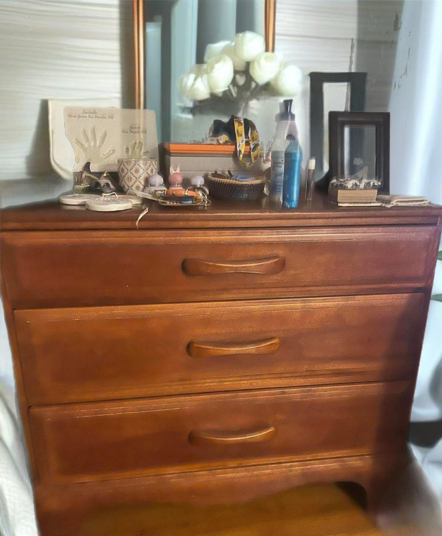 Set of 2 Cushman Colonial Creations Molly Stark 4 Drawer Dresser Chest and 3 Drawer Dresser Lover Antiques and Vintage