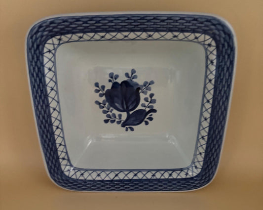 Vintage Royal Copenhagen Square Serving Dish Alumni Faience Tranquebar Porcelain Blue Bowl Dish Number 1337 Lover Antiques and Vintage
