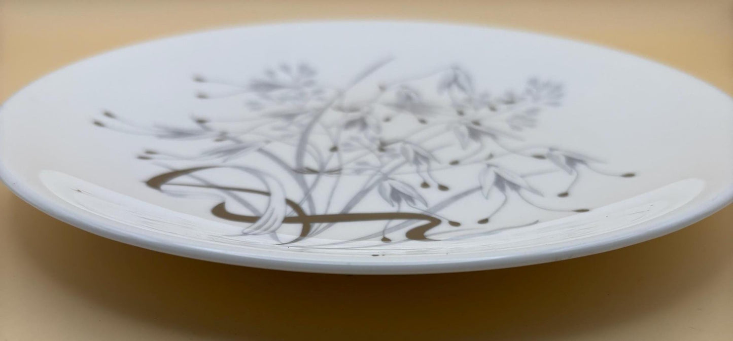 Vintage Wedgwood Wild Oats Plate Bone China Made in England English Dinner Plate Lover Antiques and Vintage