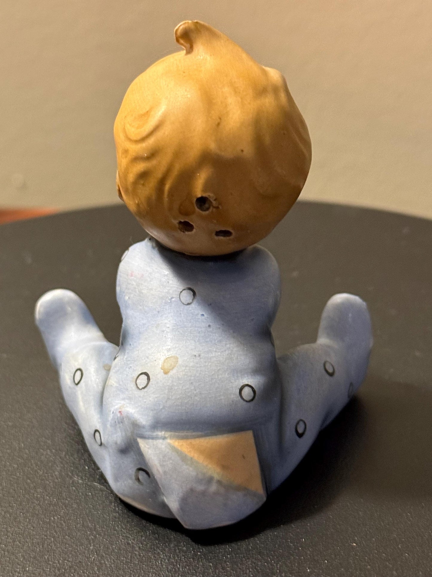 Vintage Holt Howard Salt or Pepper Shaker 1959 Ceramic Baby Kisses Figurine Lover Antiques and Vintage