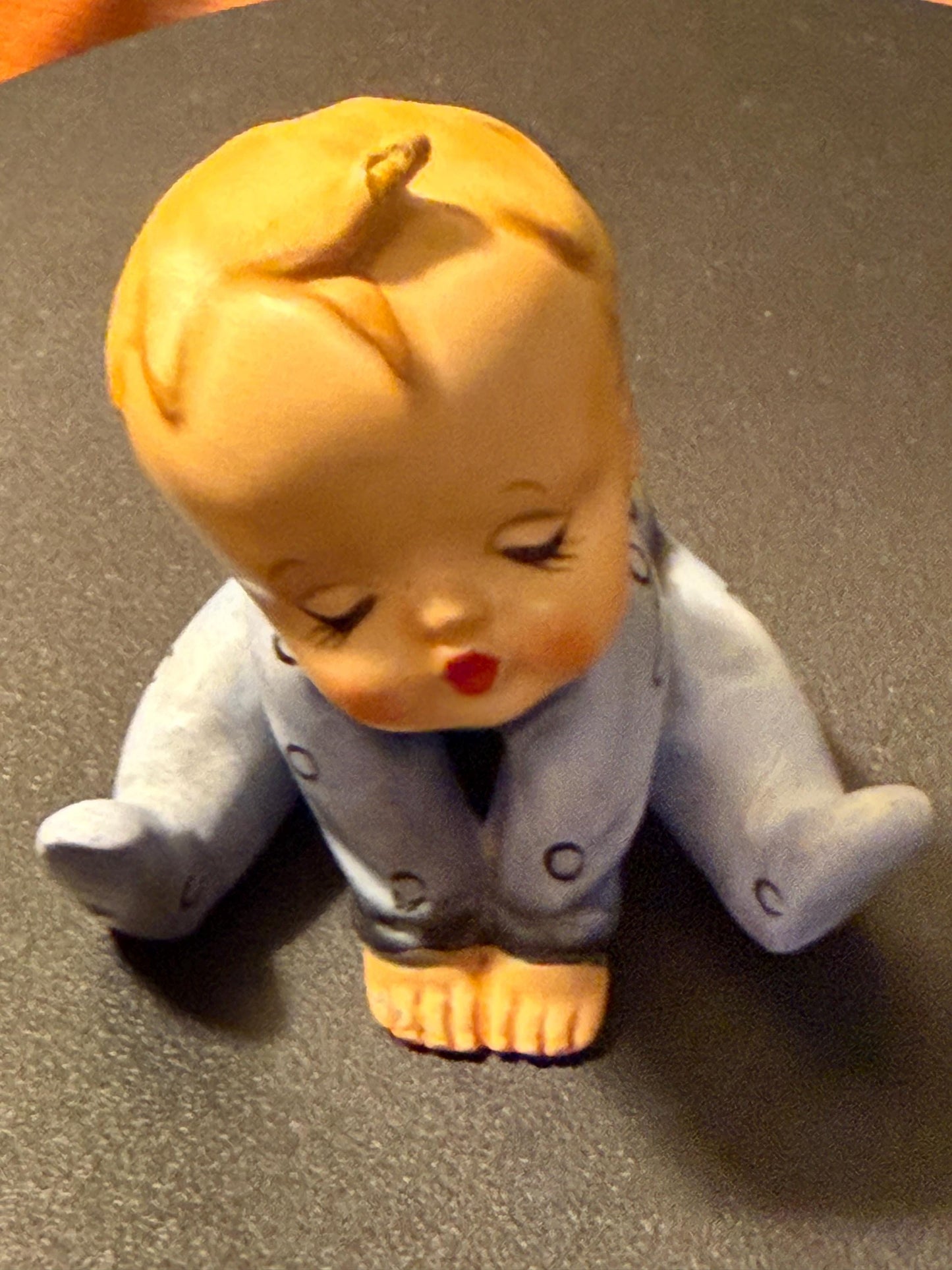 Vintage Holt Howard Salt or Pepper Shaker 1959 Ceramic Baby Kisses Figurine Lover Antiques and Vintage