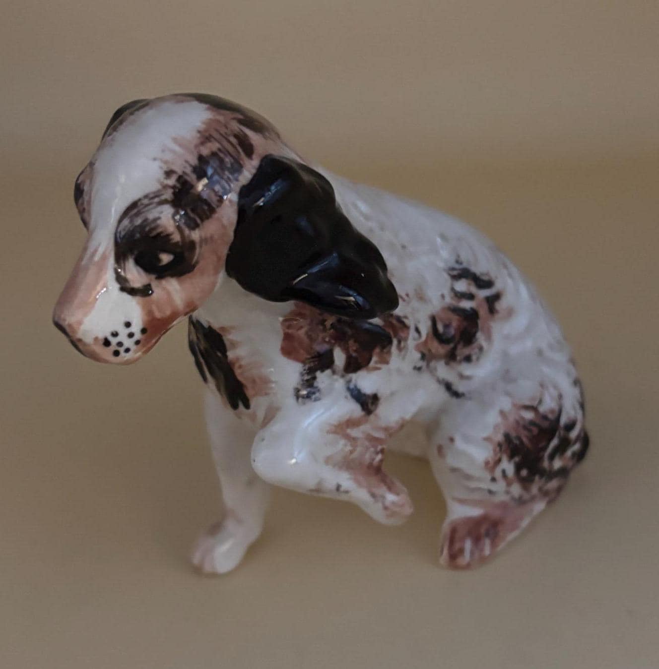 Vintage Springer Spaniel Ceramic Dog Hand Painted Figurine Animal Figure Lover Antiques and Vintage