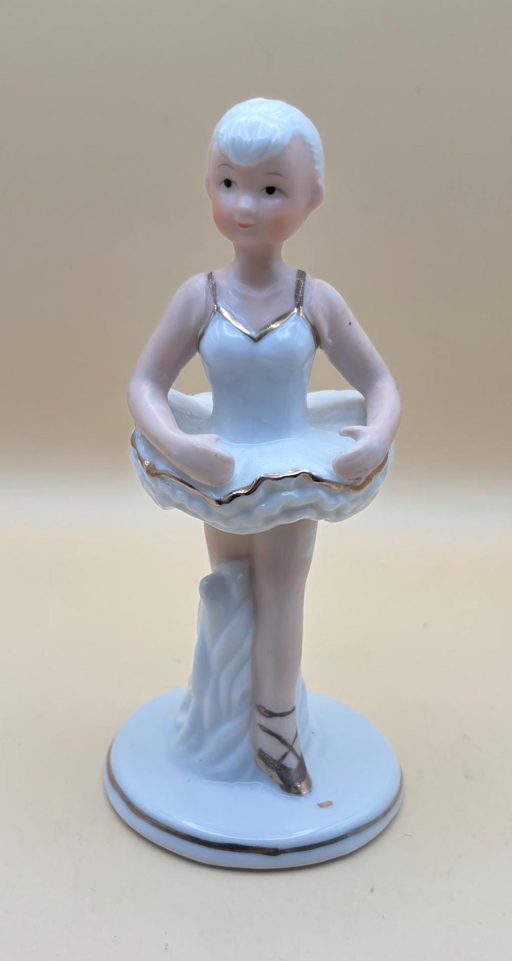 Vintage Elegante Sterling Heights MI Ballerina Fine China Girl Dancer with Pink Made in Japan Girl Figurine Lover Antiques and Vintage