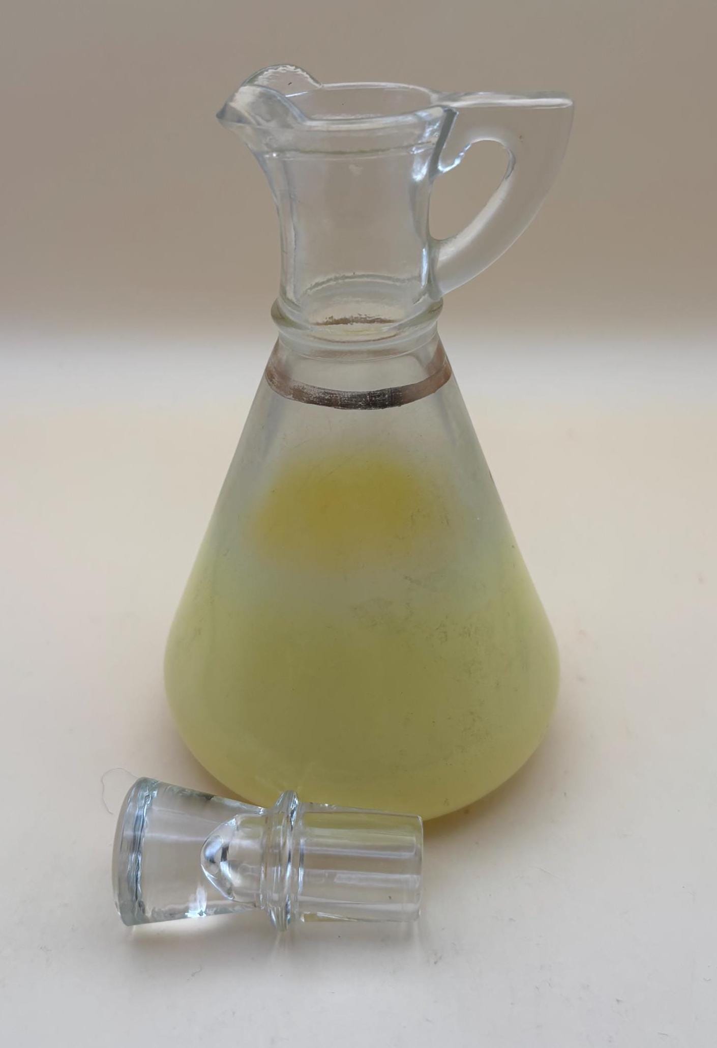 Vintage Blendo Yellow Fade Oil Dispenser with Stopper Hombre Glass Cruet Decanter Lover Antiques and Vintage