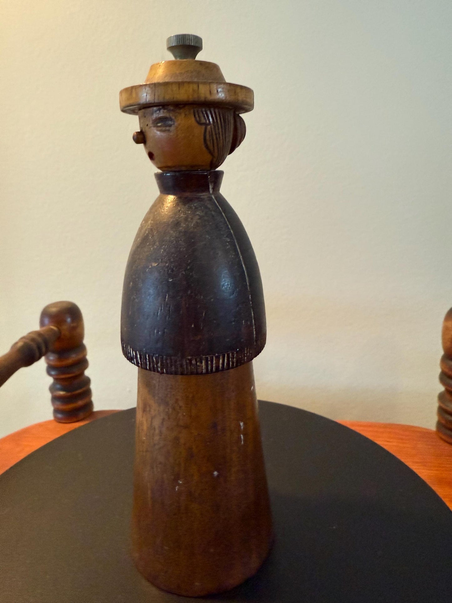 Antique Primitive Woman Pepper Grinder Wooden Pepper Mill Lover Antiques and Vintage