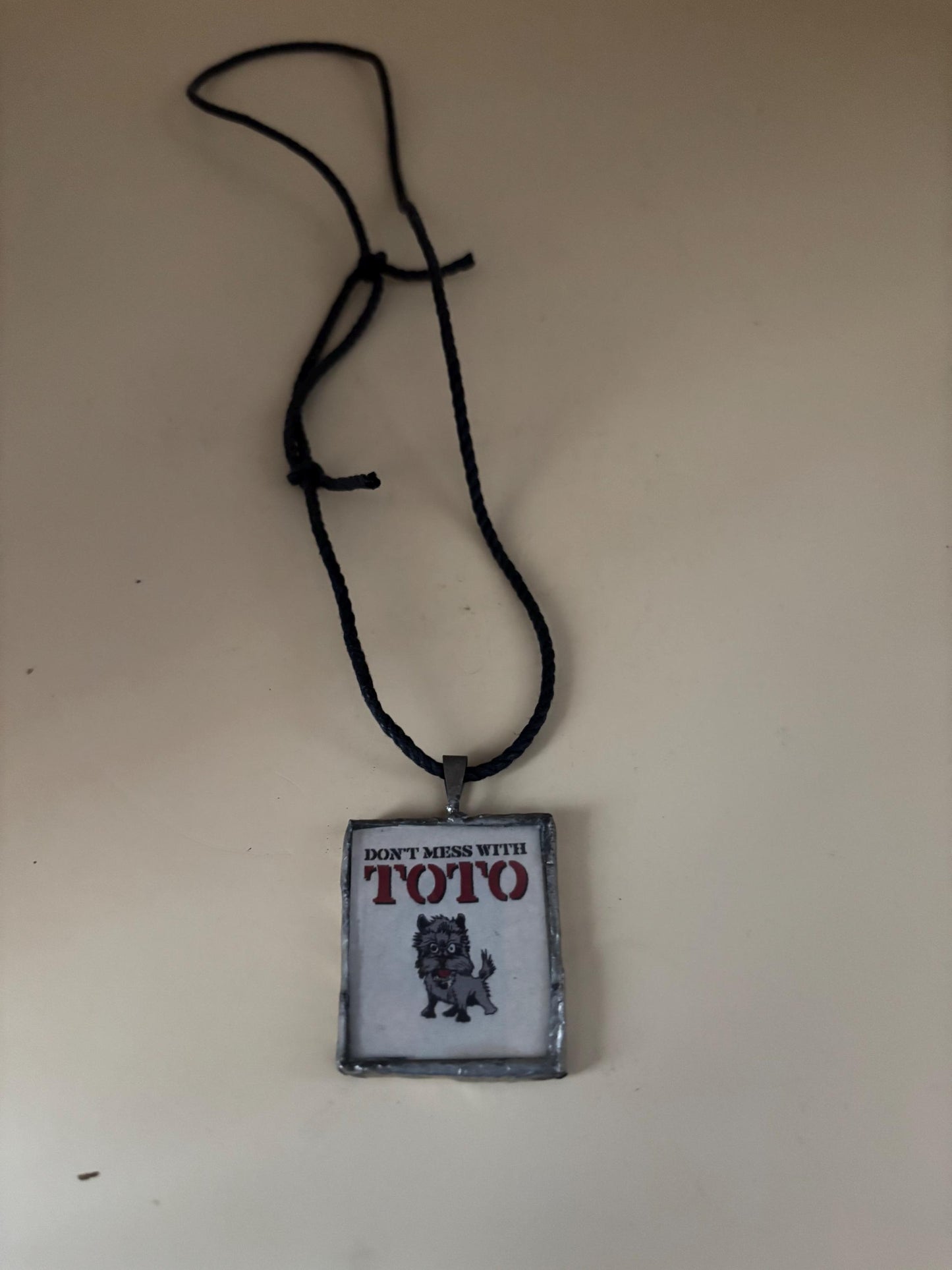 Vintage Don't Mess with Toto Necklace From The Wizard of Oz Dorothy's Dog Toto Lover Antiques and Vintage