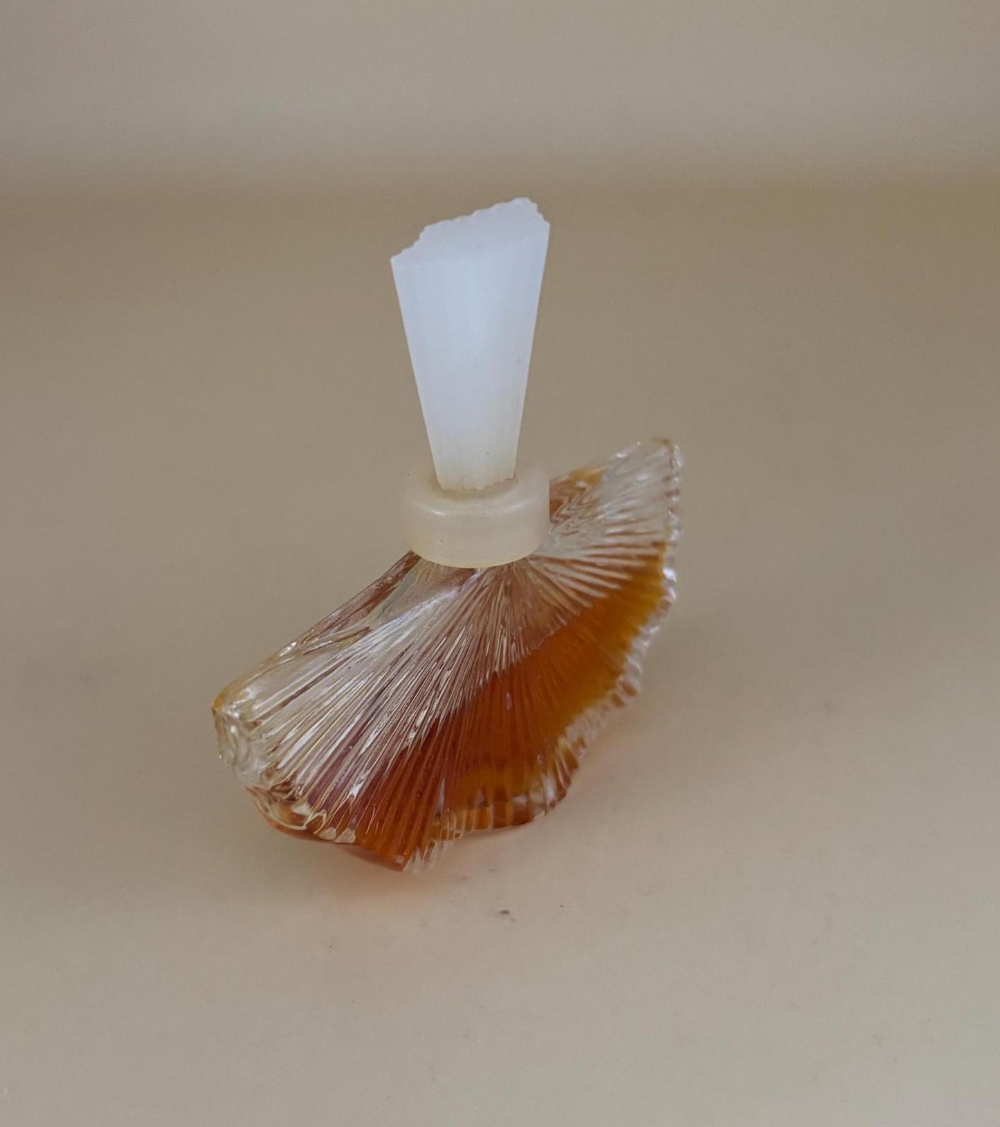 Vintage Valentino Vendetta Eau de Toilette 7.5ml Miniature Art Deco Style Bottle Lover Antiques and Vintage