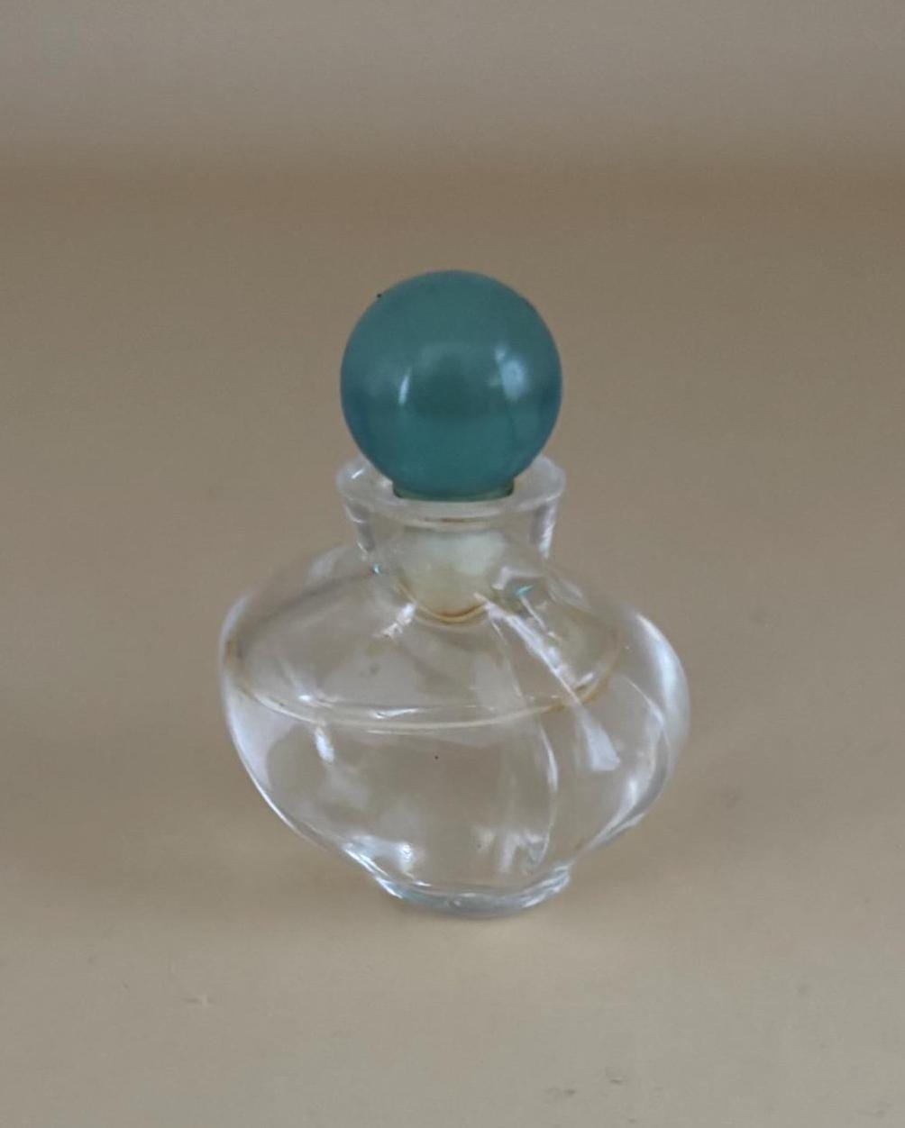 Vintage Giorgio Beverly Hills Wings Women's Miniature Perfume 1/8 Fluid Ounces Lover Antiques and Vintage