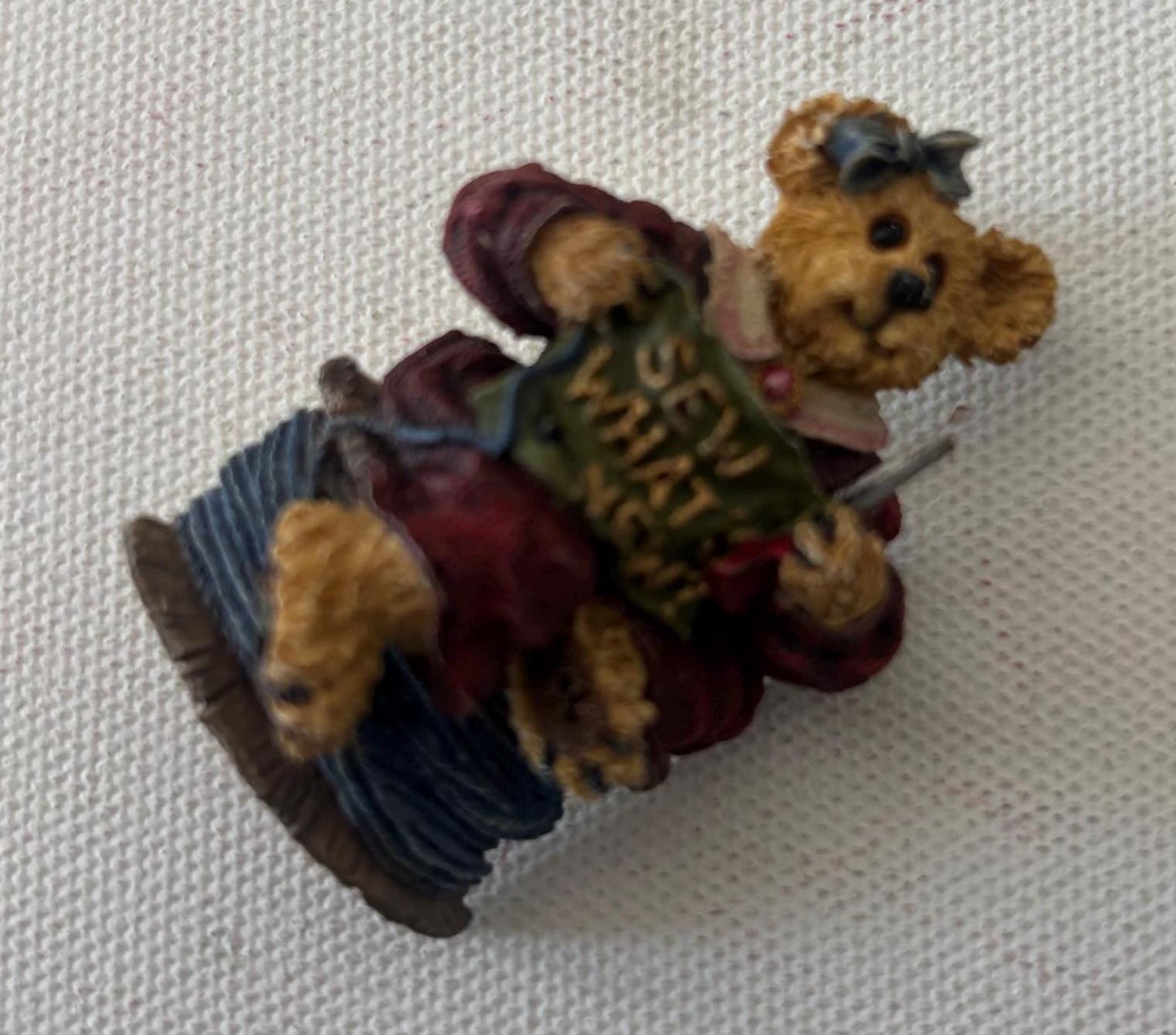 Vintage Boyds Bears Vera Stitch Keeper Pin Sew What's New Lover Antiques and Vintage